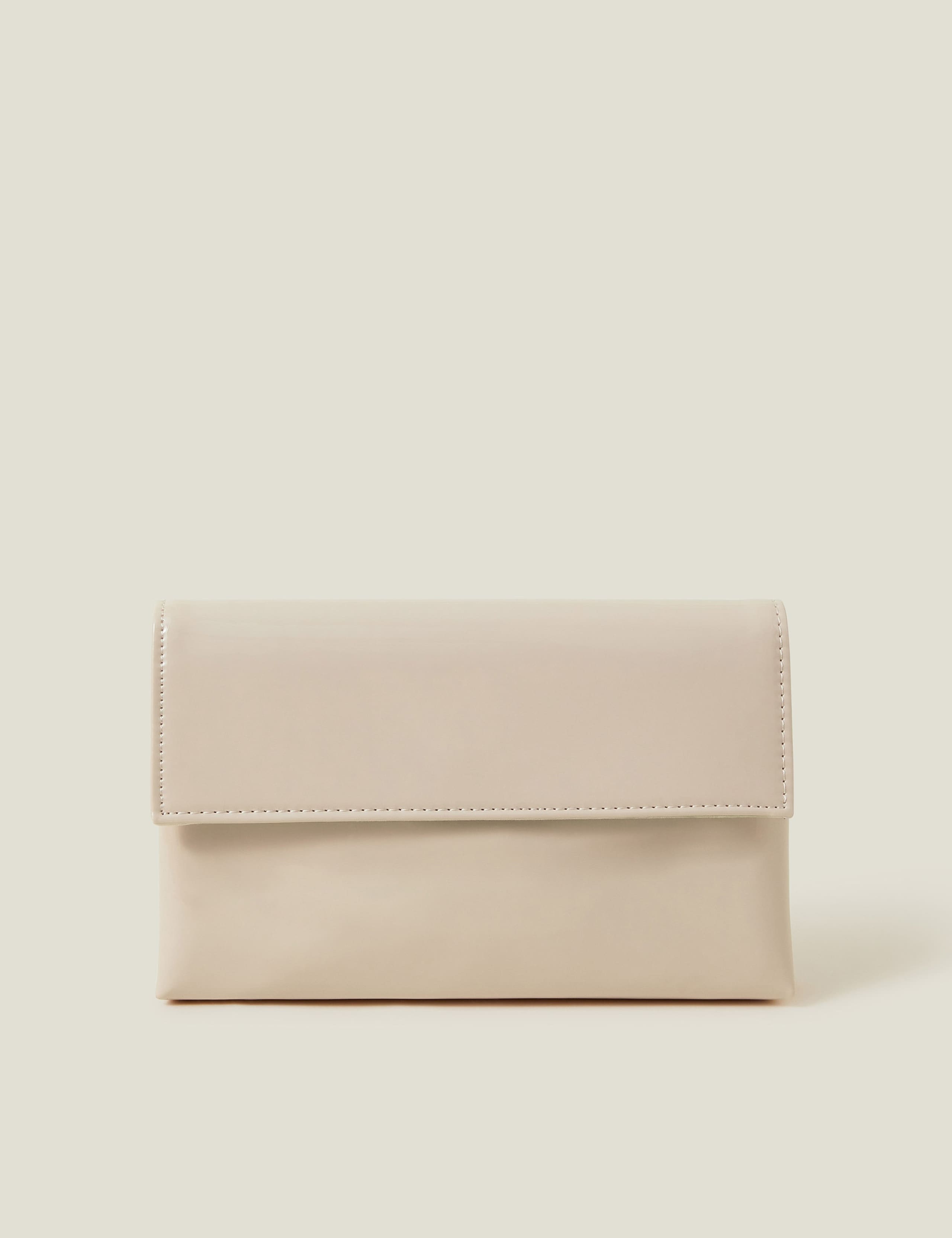 Patent Finish Chain Strap Clutch Bag