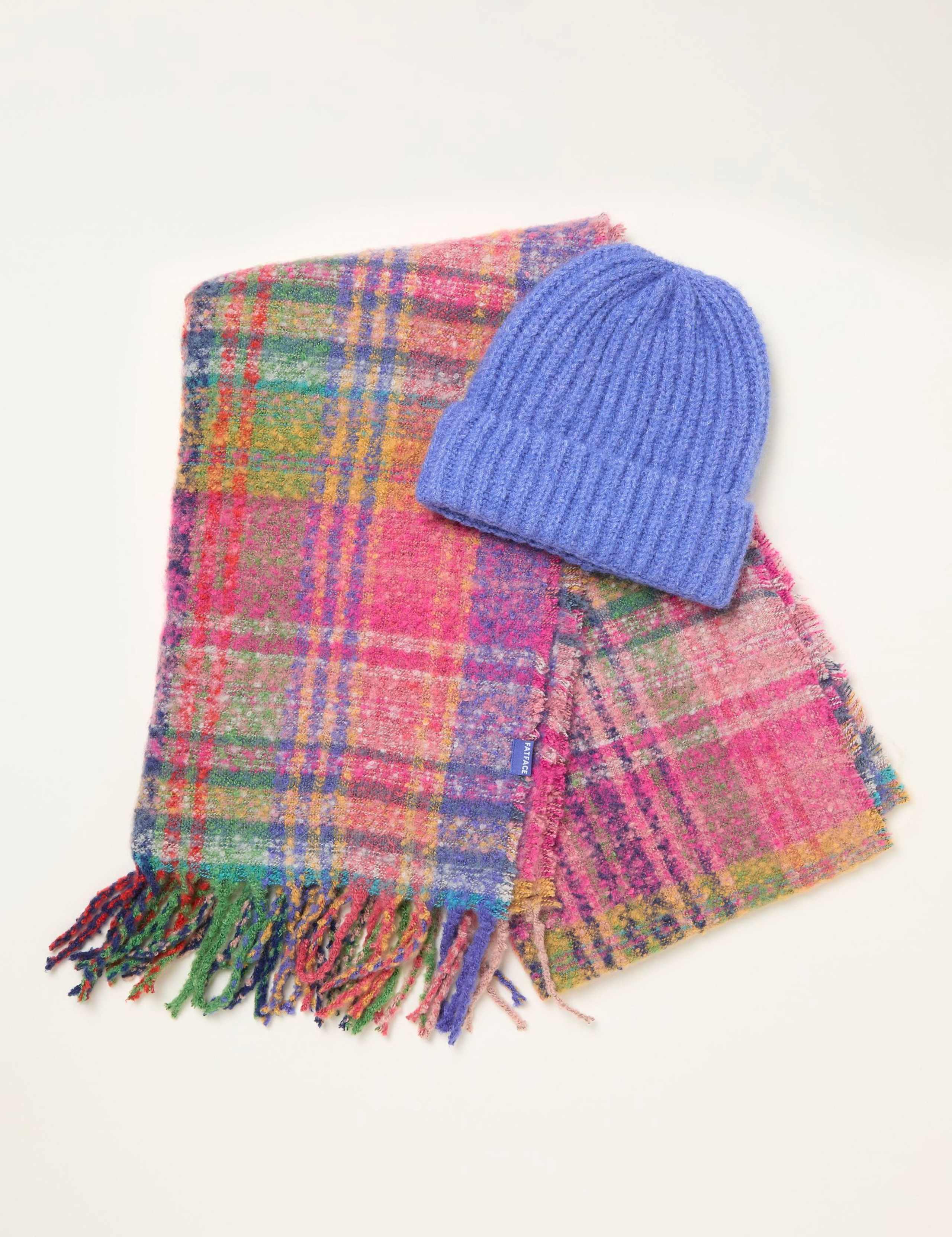 Checked Hat & Scarf Set