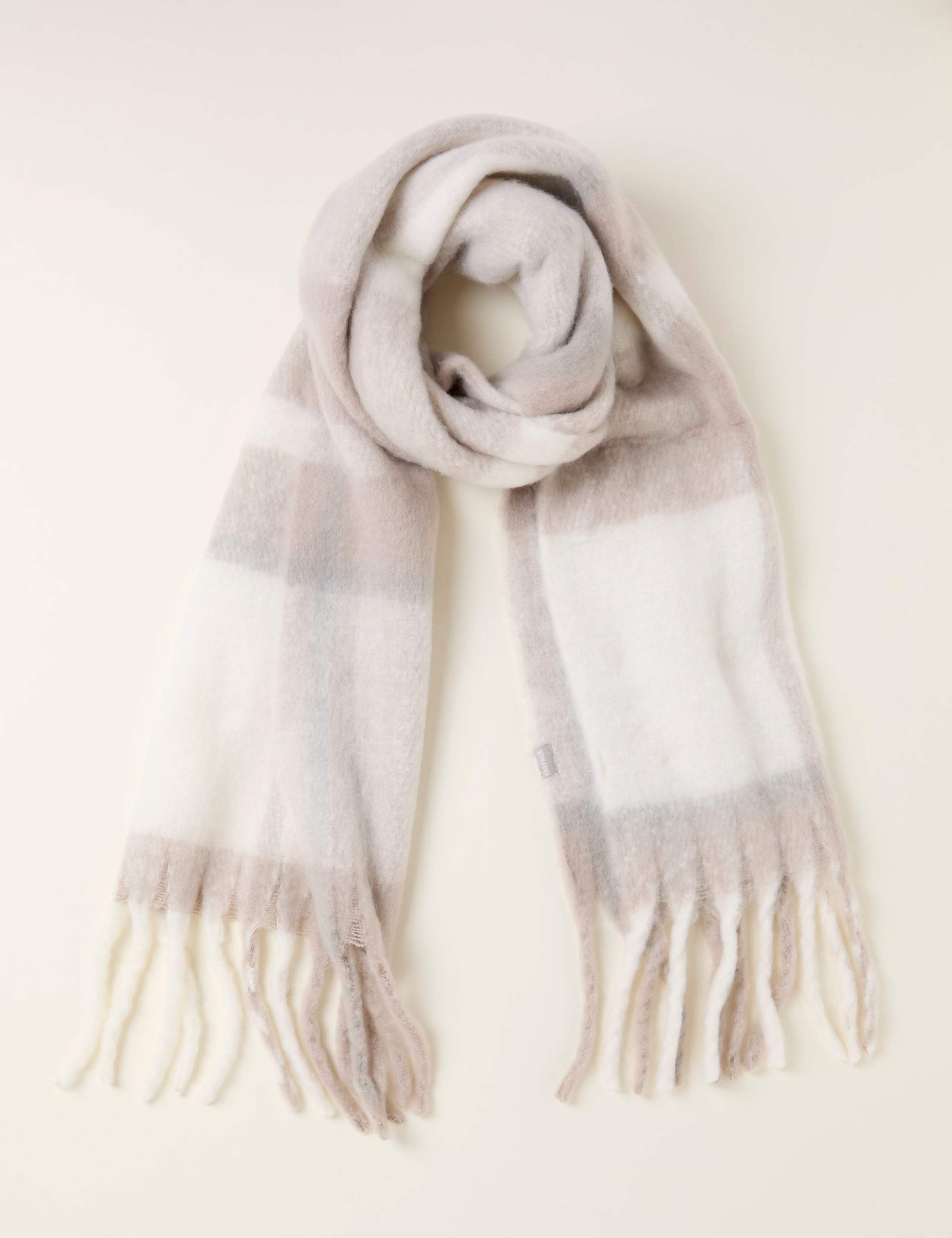 Checked Tassel Scarf