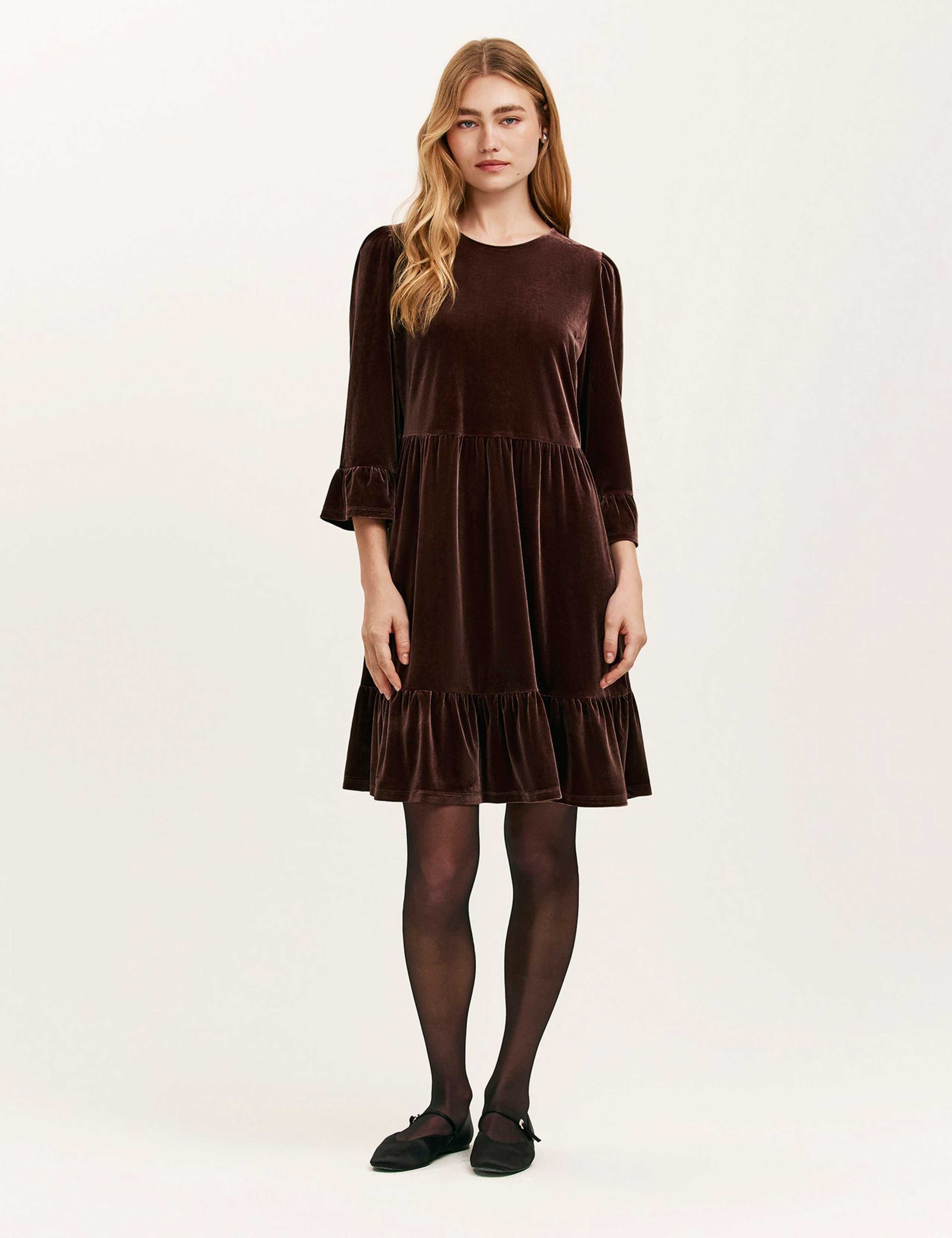 Velvet Round Neck Knee Length Tiered Dress