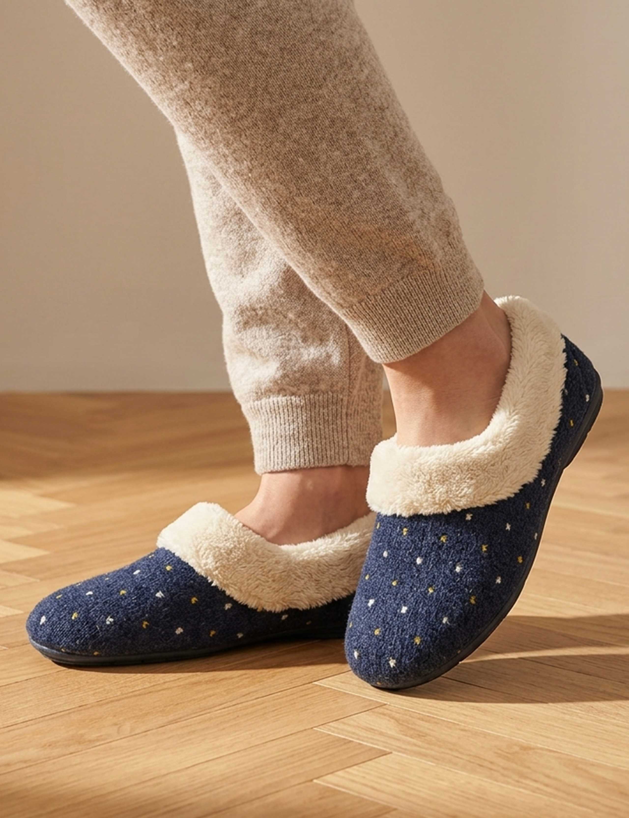 Floella Faux Fur Cuffed Full Slippers