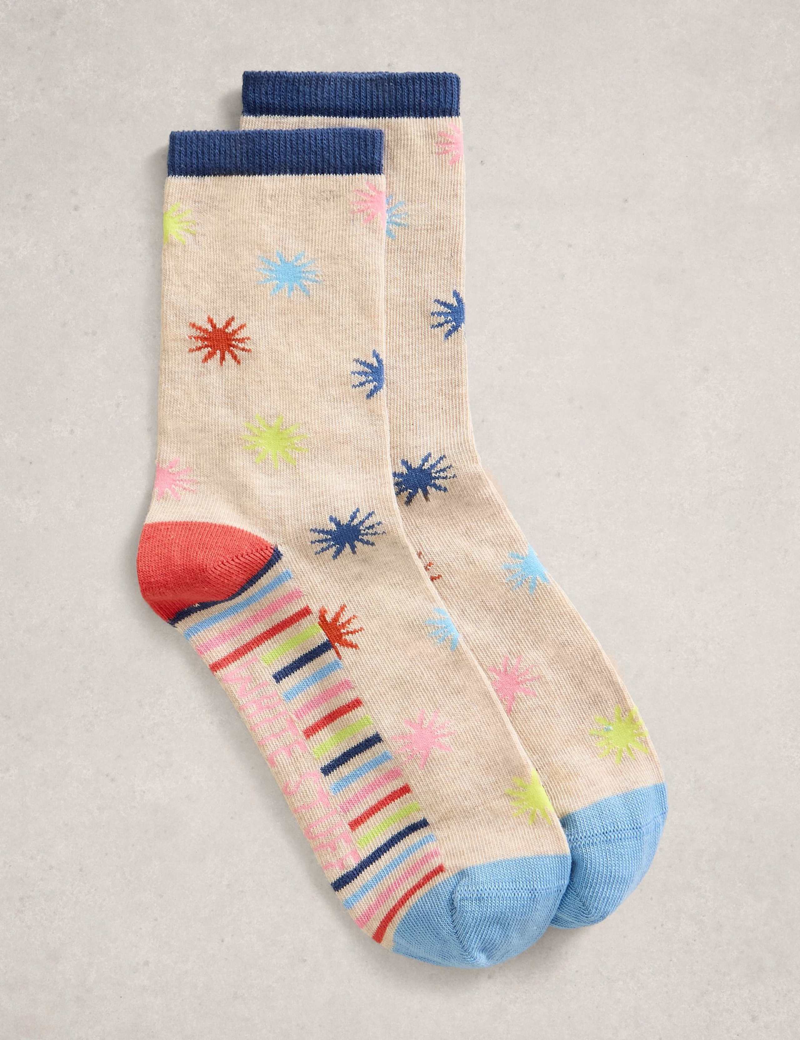 Cotton Rich Patterned Ankle High Socks
