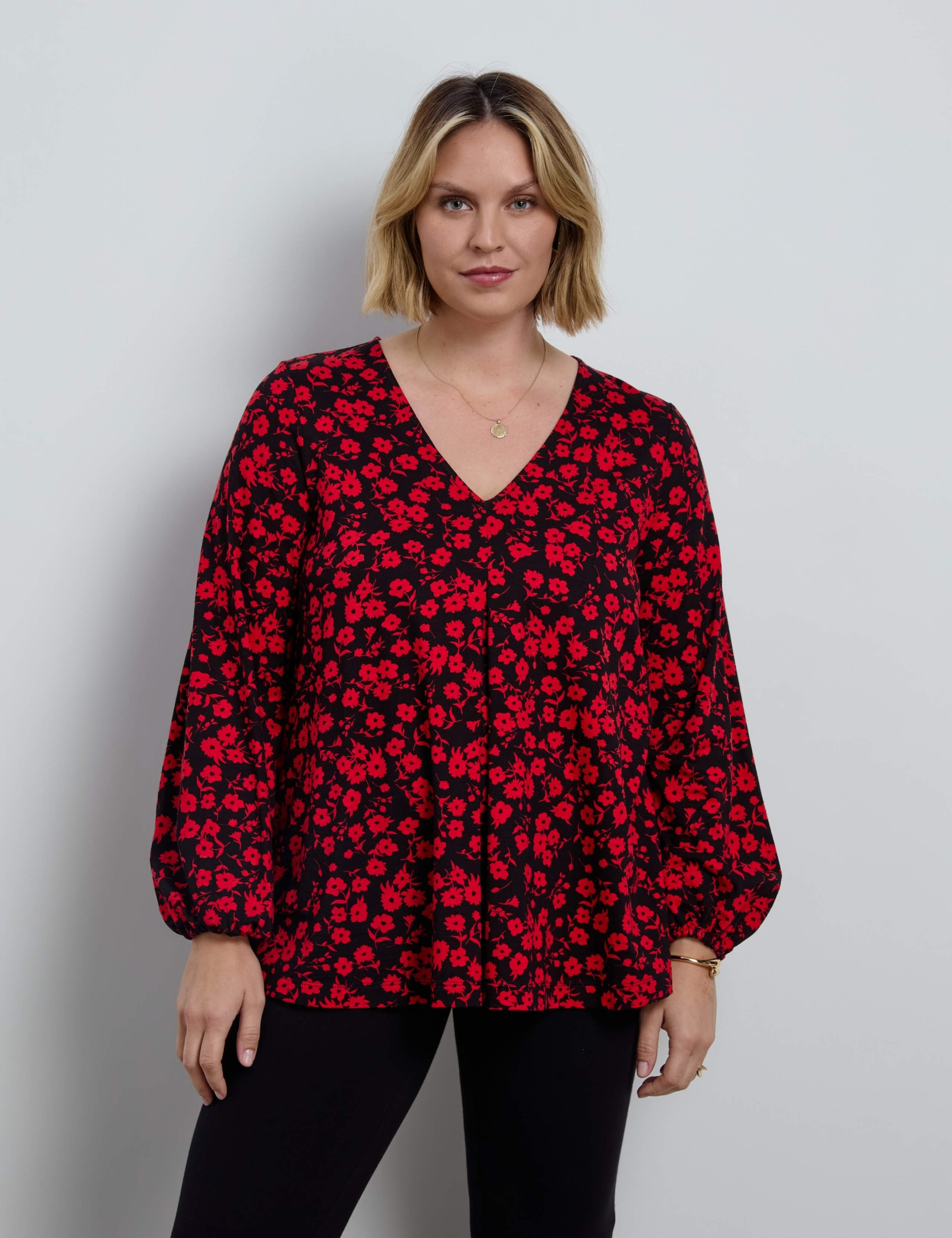 Curve Jersey Ditsy Printed V Neck Blouse