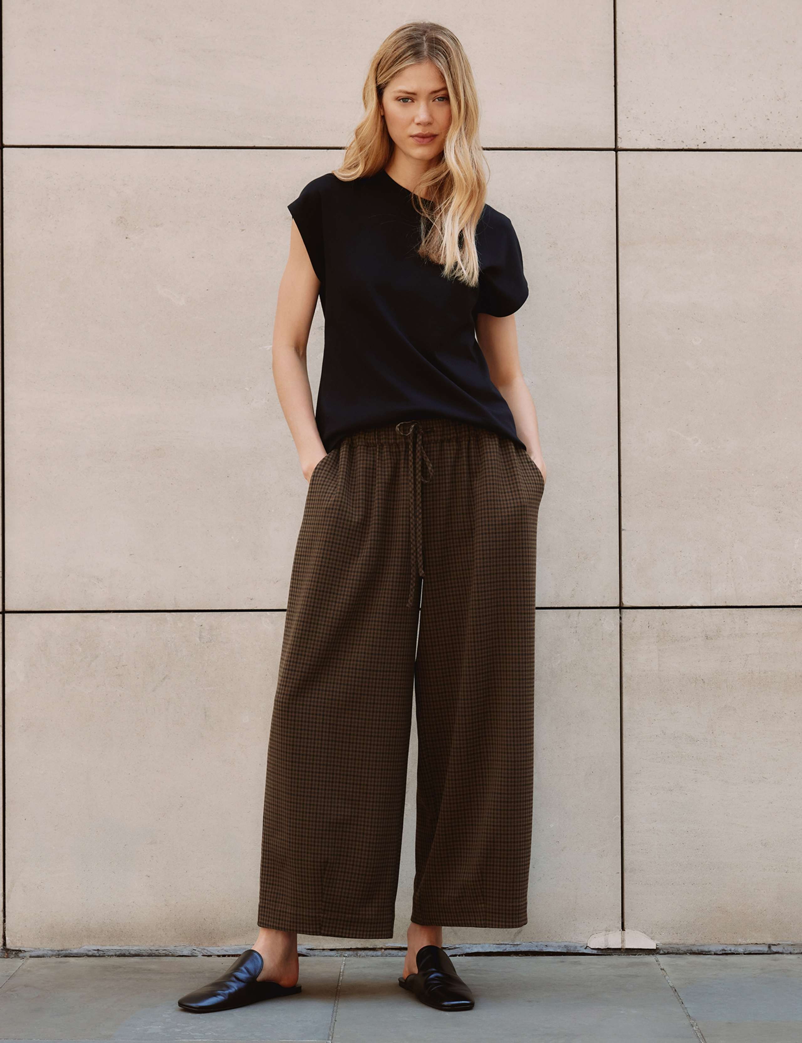 Gingham Drawstring Barrel Leg Trousers
