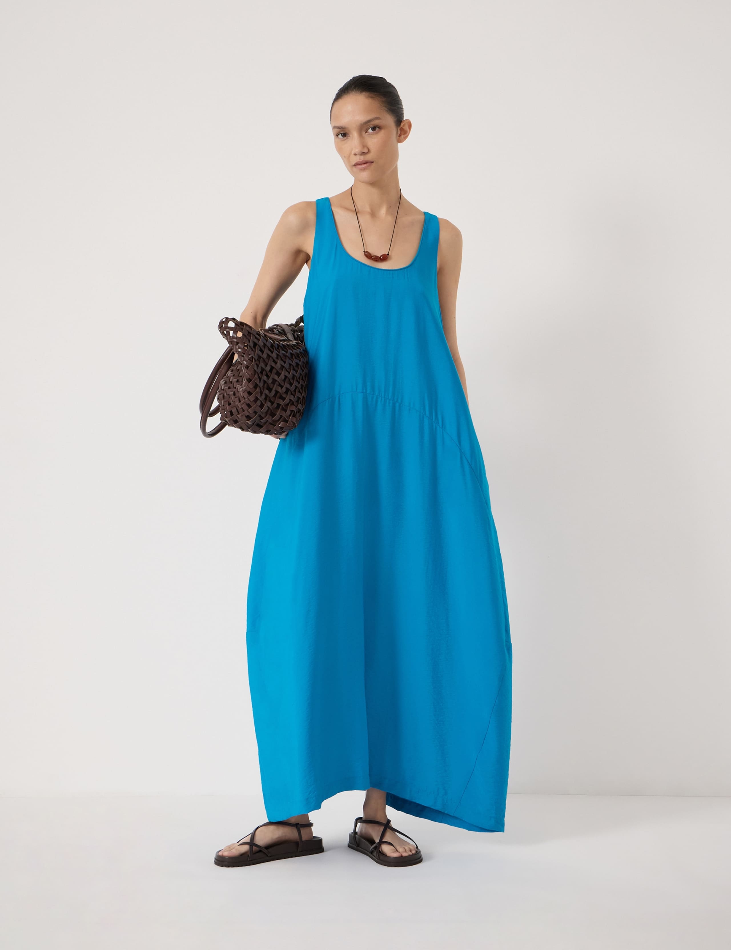 Scoop Neck Maxi Column Dress