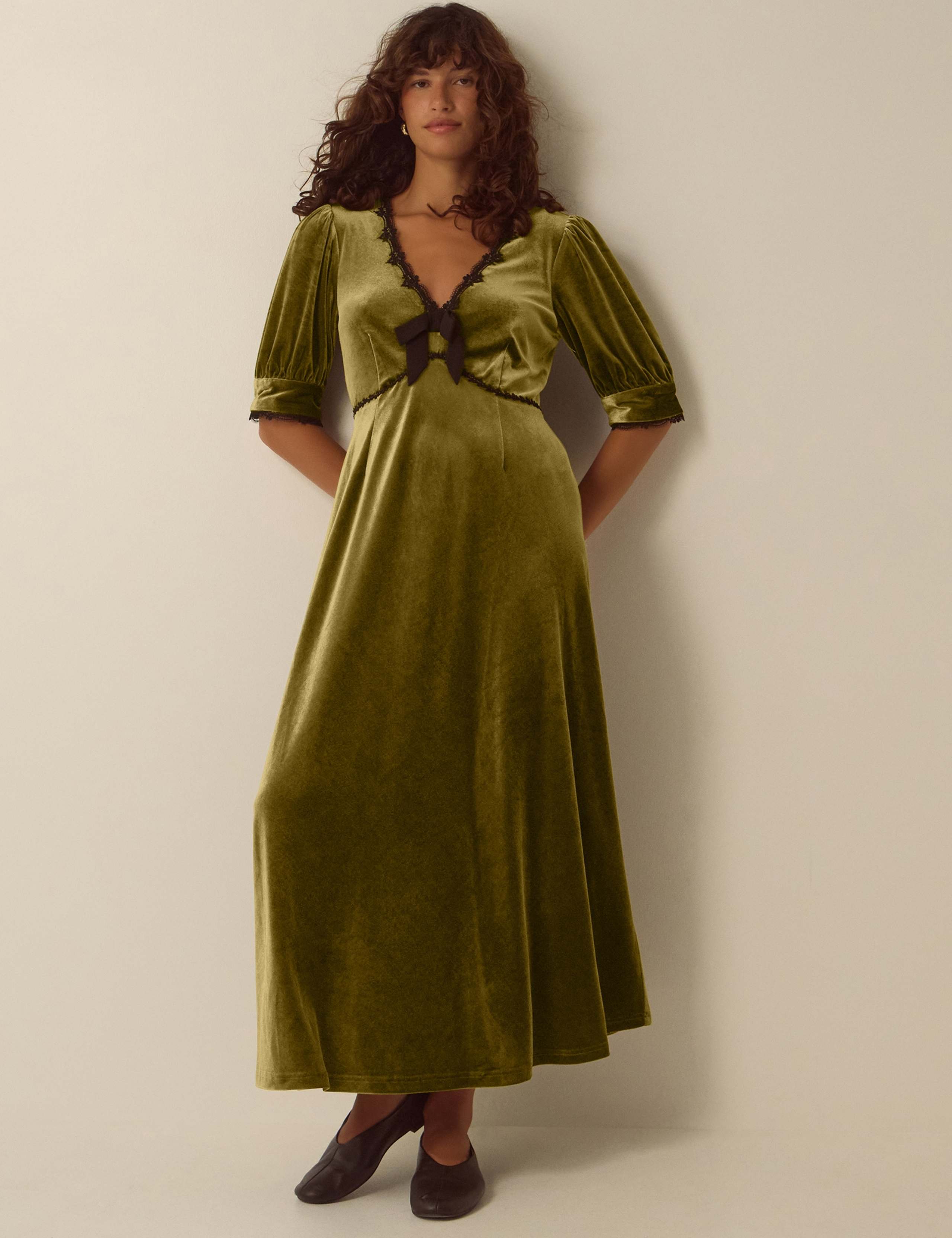 Velvet Puff Sleeve V-Neck Midi Tea Dress