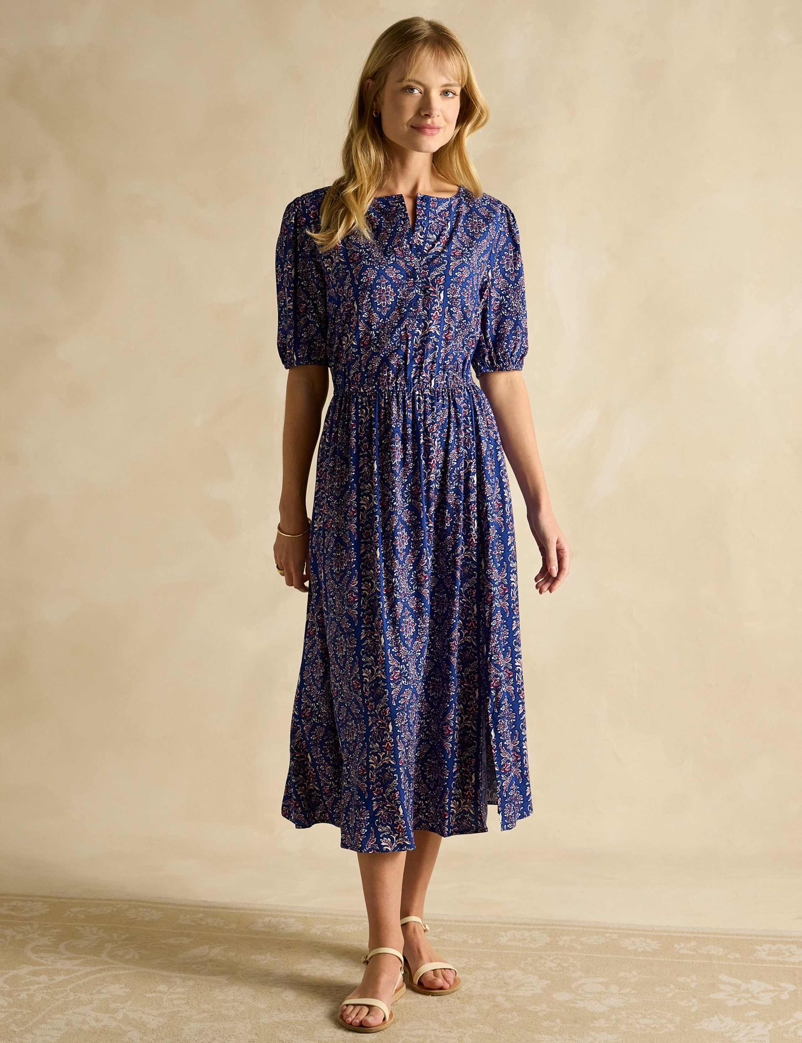 Printed Round Neck Midaxi Waisted Dress