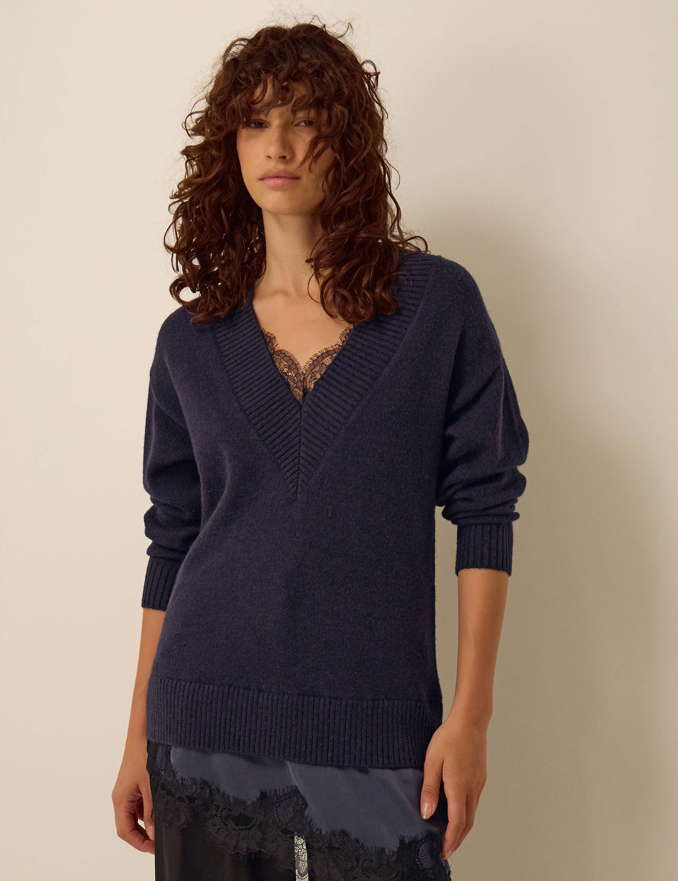 Lace Detail Regular Fit V Neck Jumper
