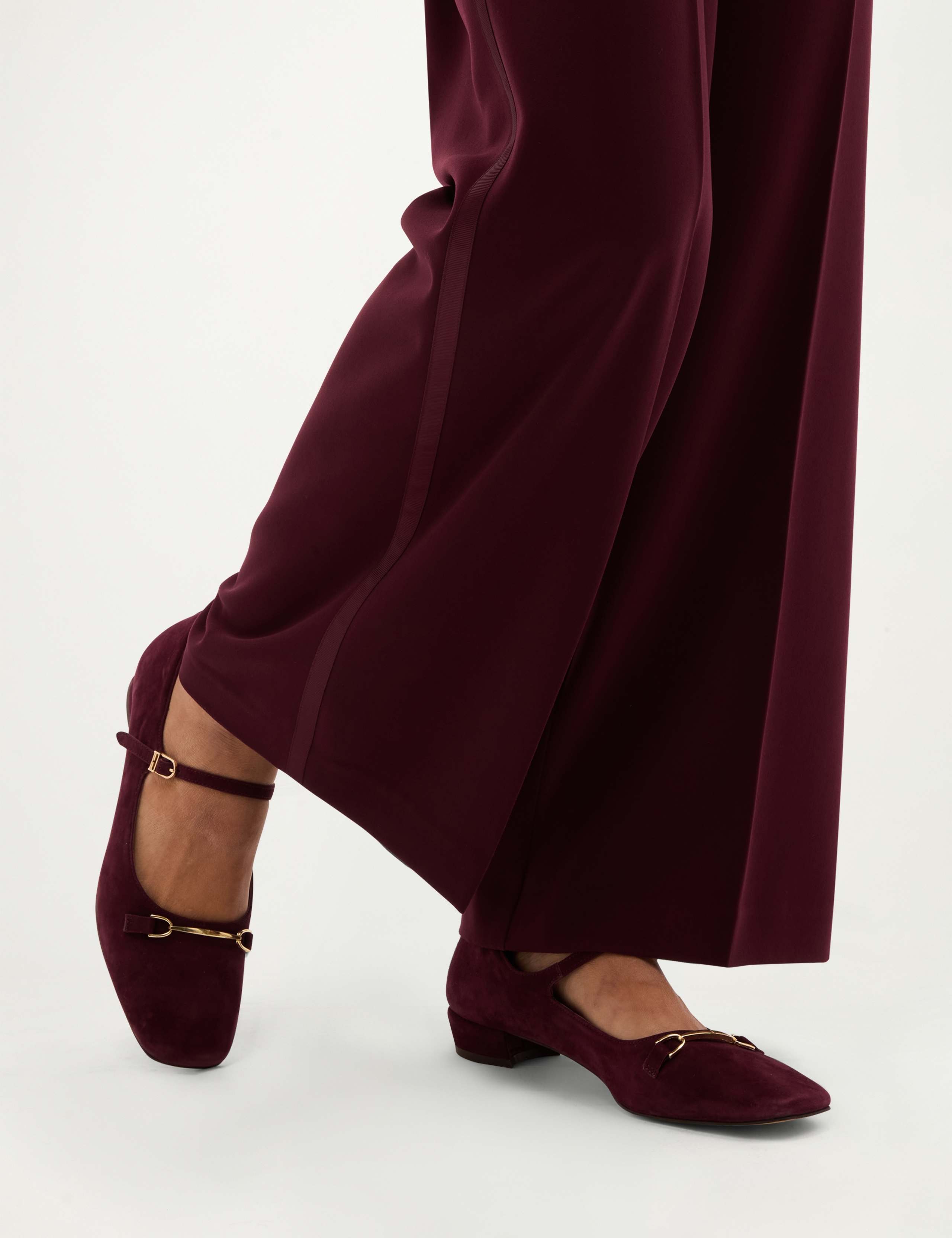 Suede Bar Block Heel Mary Jane Pumps