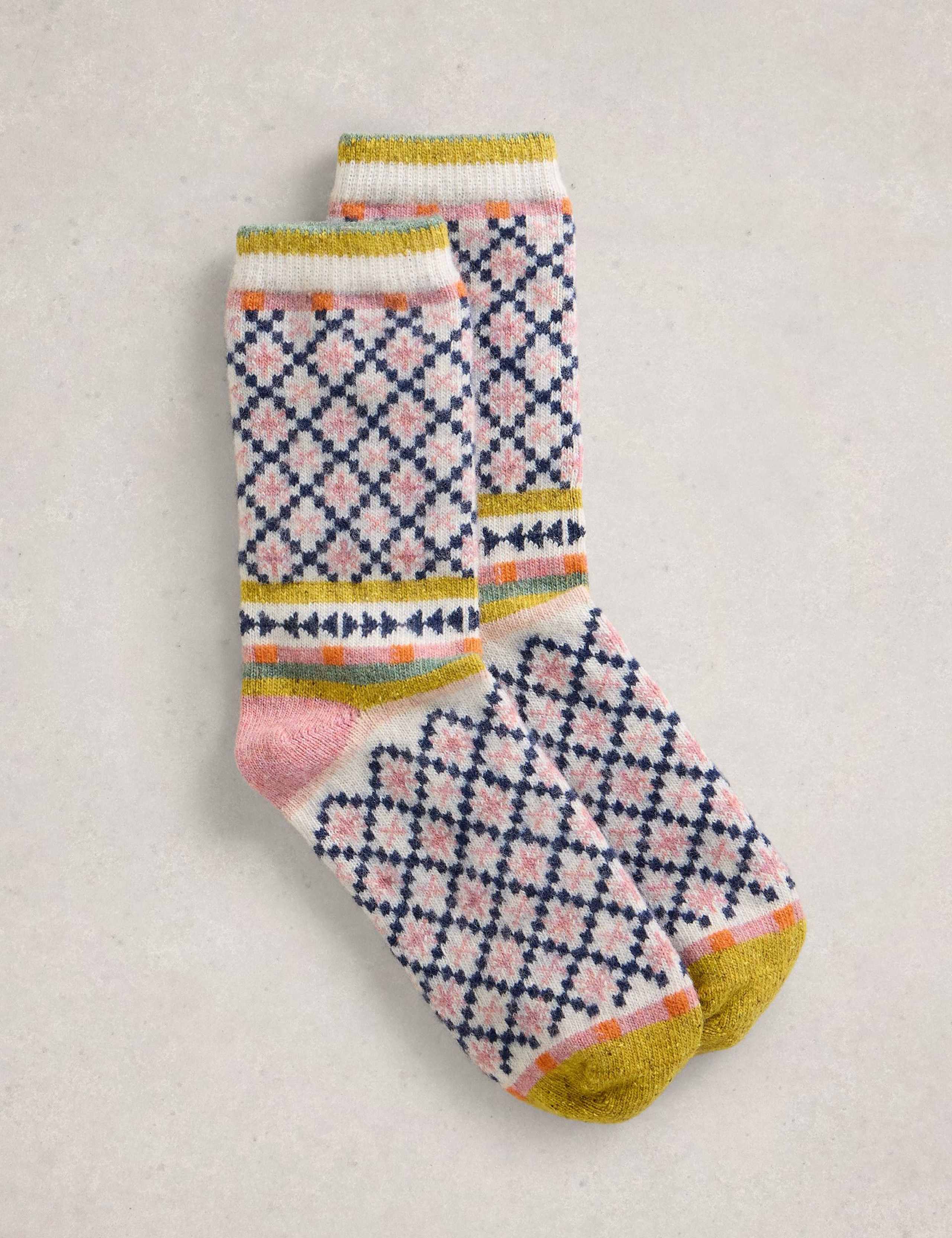 Wool Rich Star Fair Isle Ankle Socks