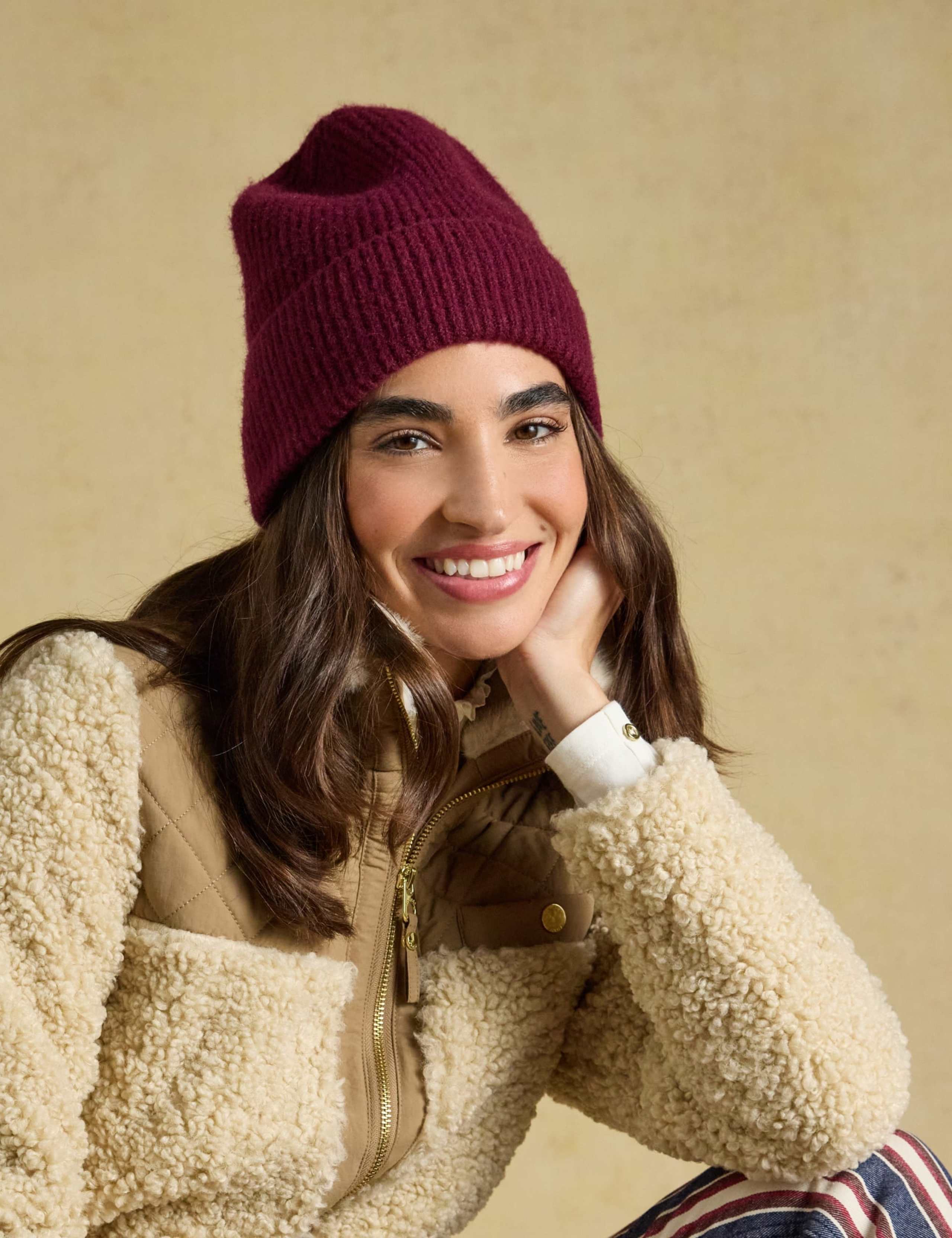 Knitted Textured Beanie Hat