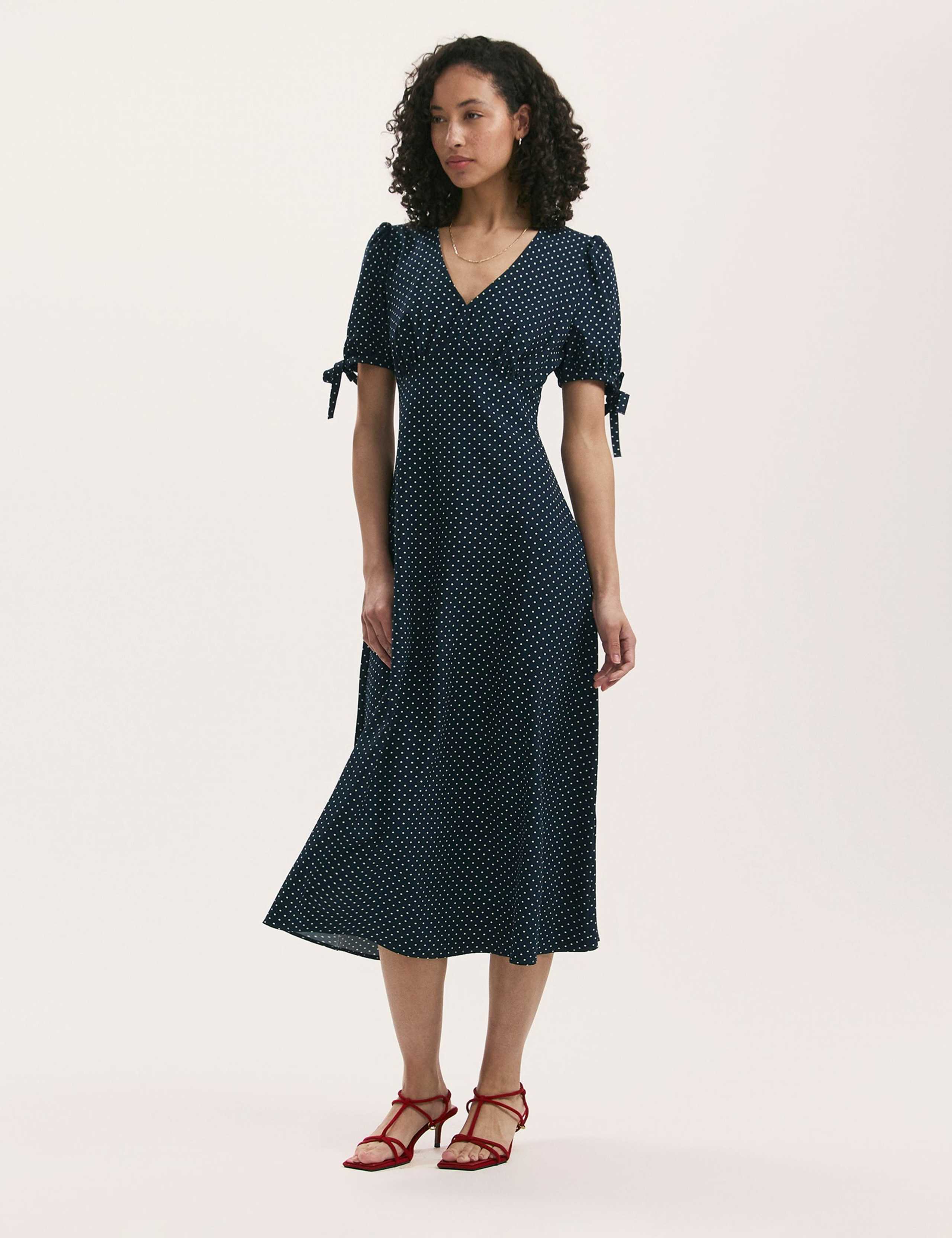 Crepe Floral V-Neck Midi Tea Dress