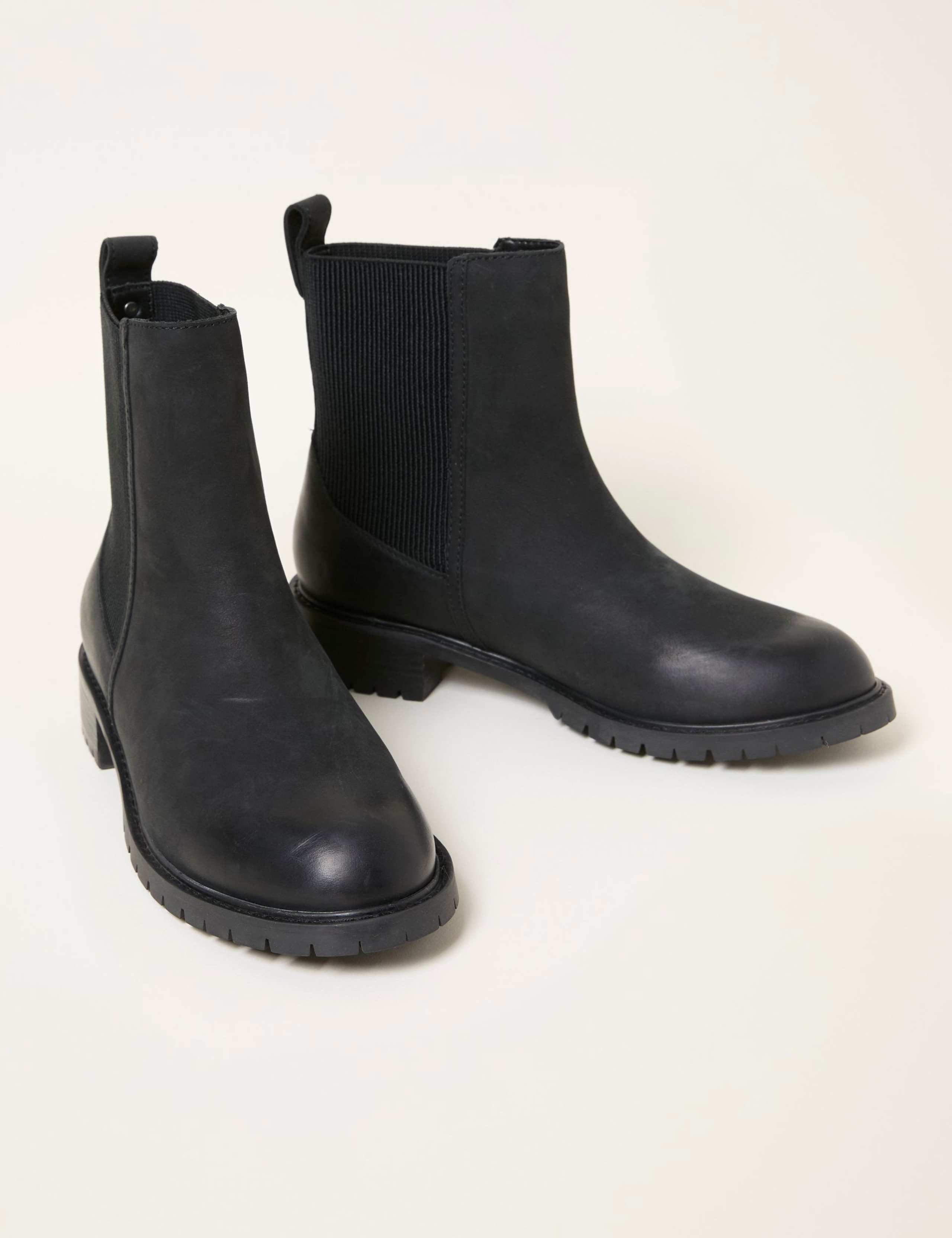 Leather Block Heel Chelsea Boots