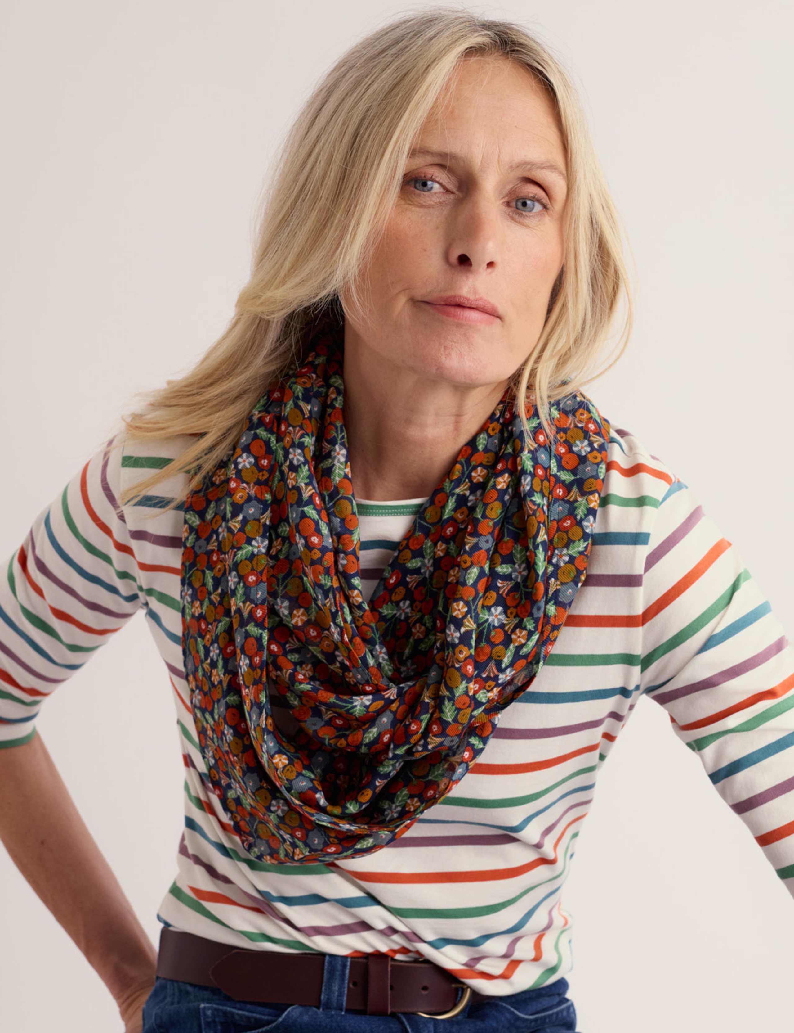 Modal Rich Ditsy Floral Snood
