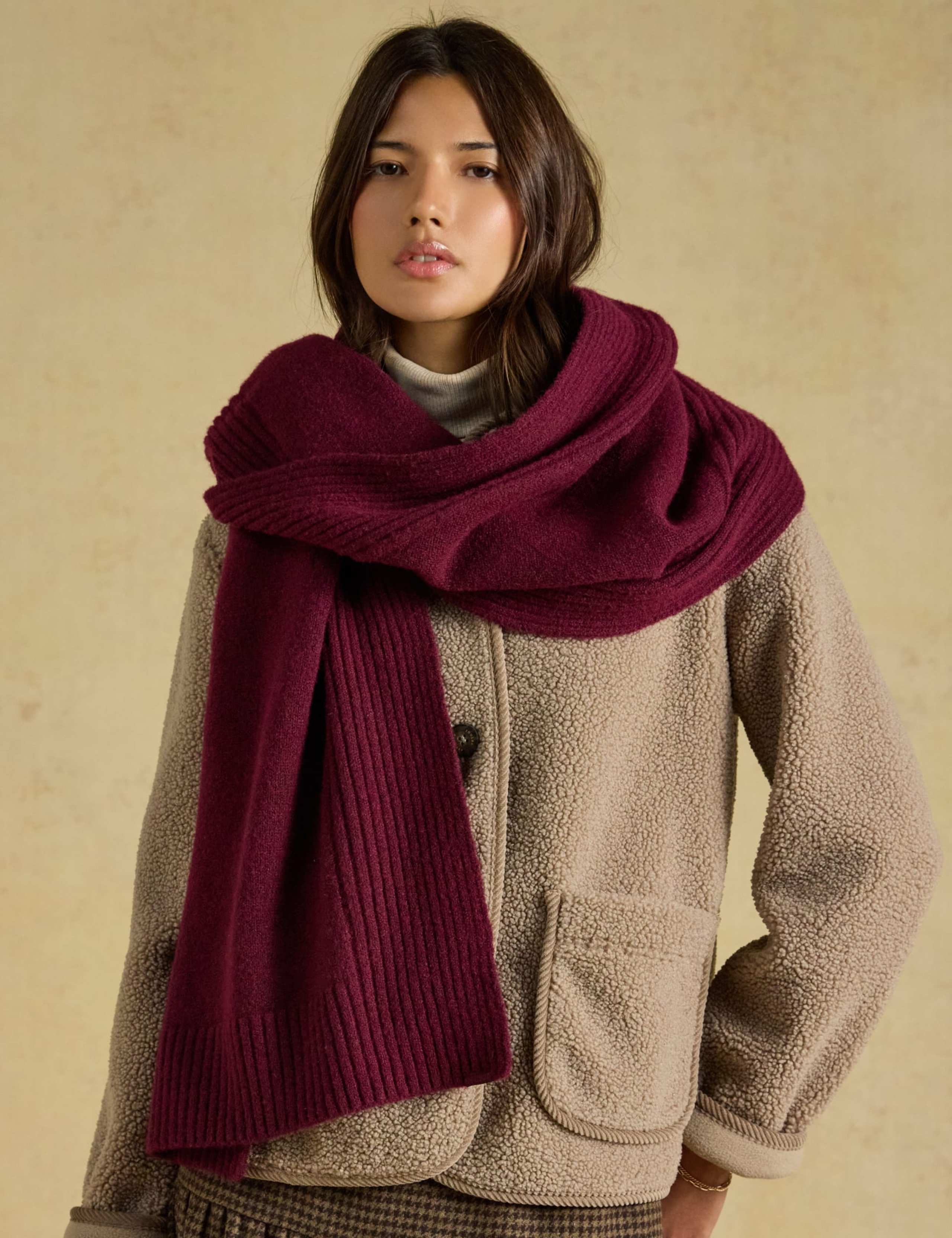 Knitted Textured Scarf