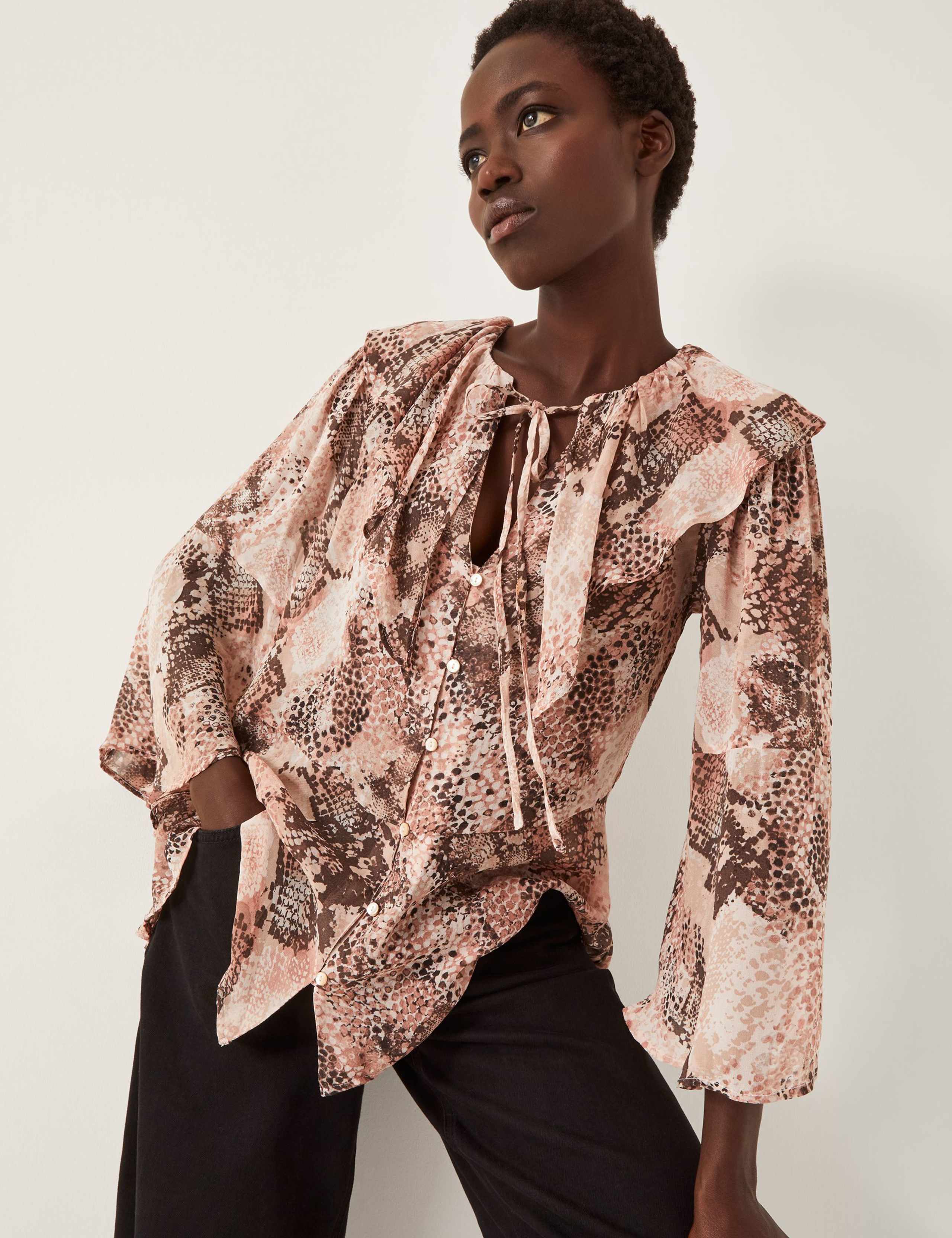 Snake Print Frill Collar Blouse