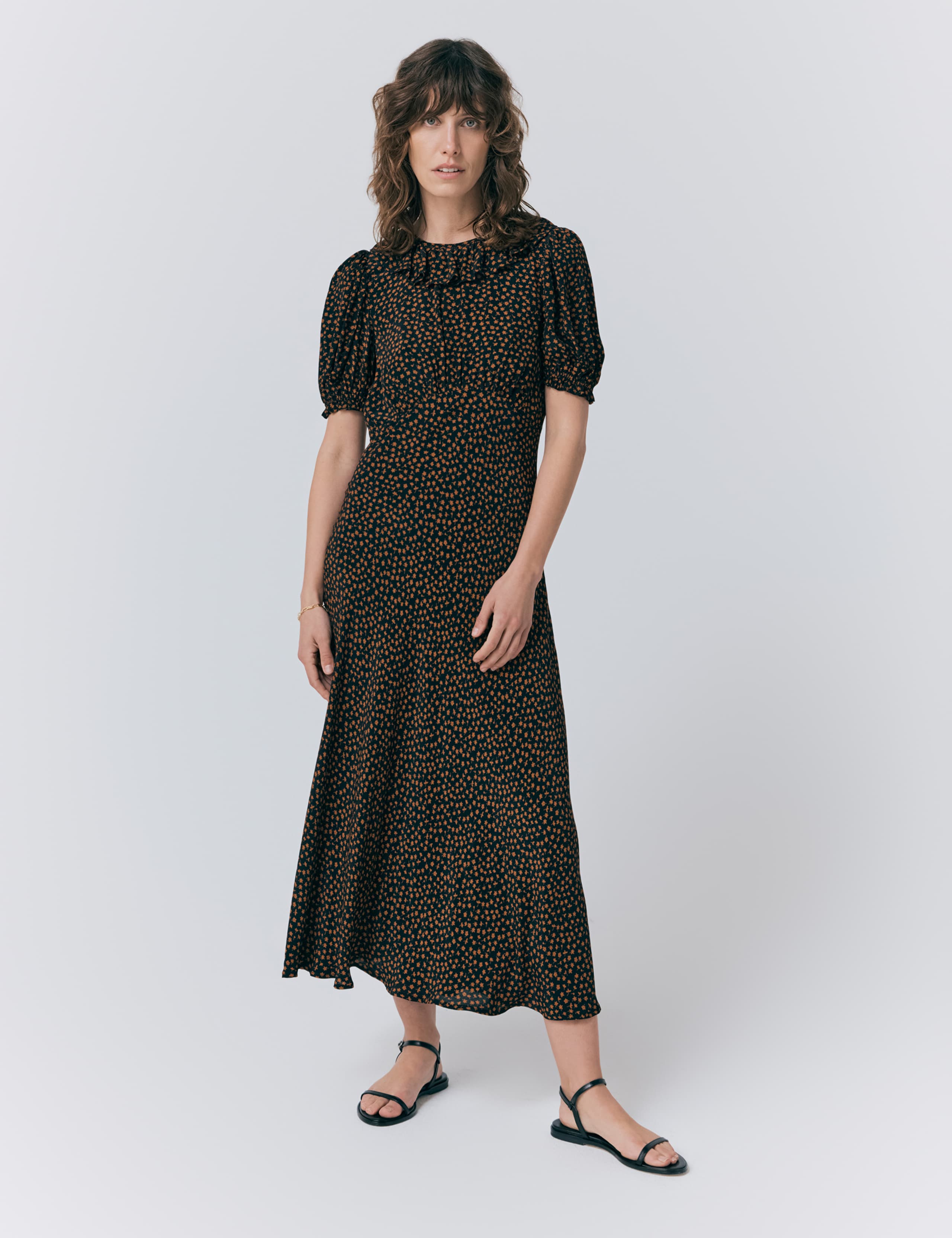 Floral Ruffle Collar Midi Smock Dress