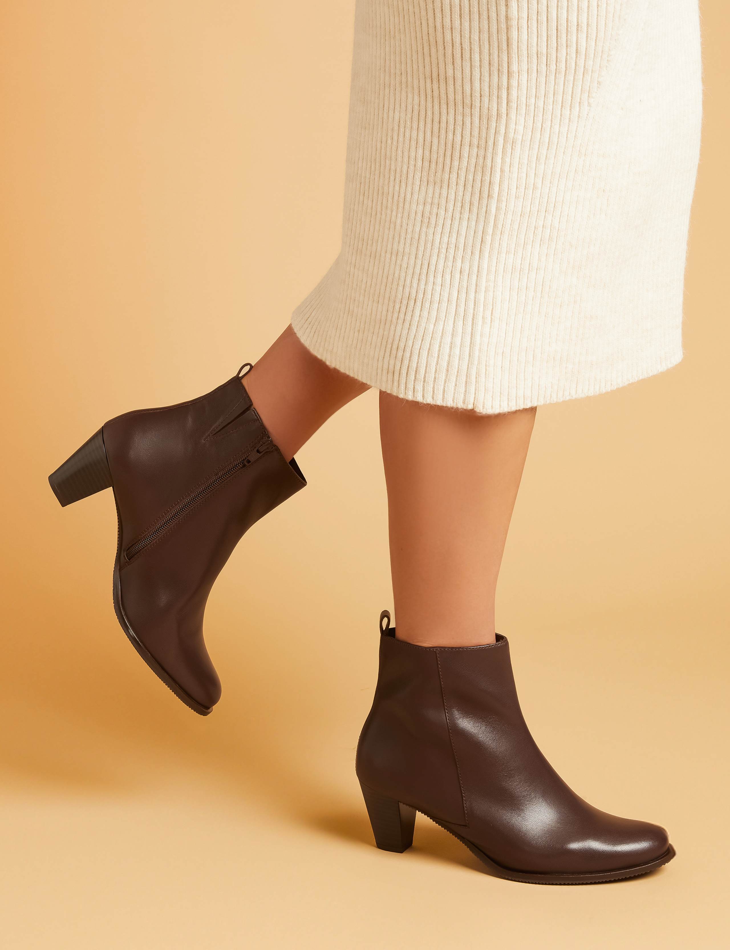 Wide Fit Leather Block Heel Ankle Boots