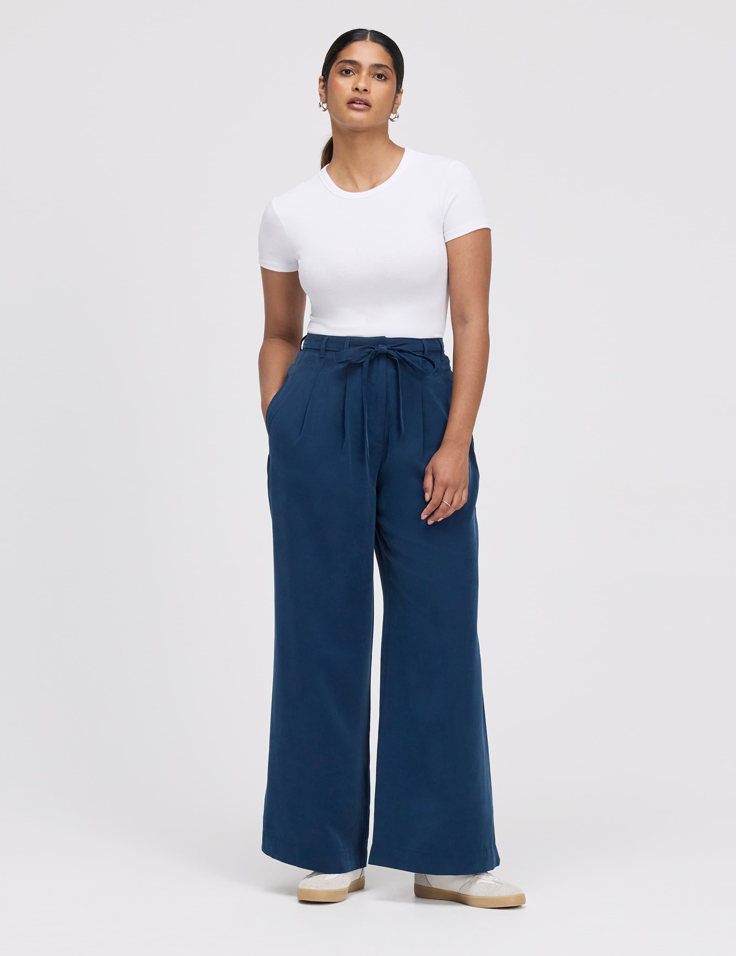 Wide Leg Trousers
