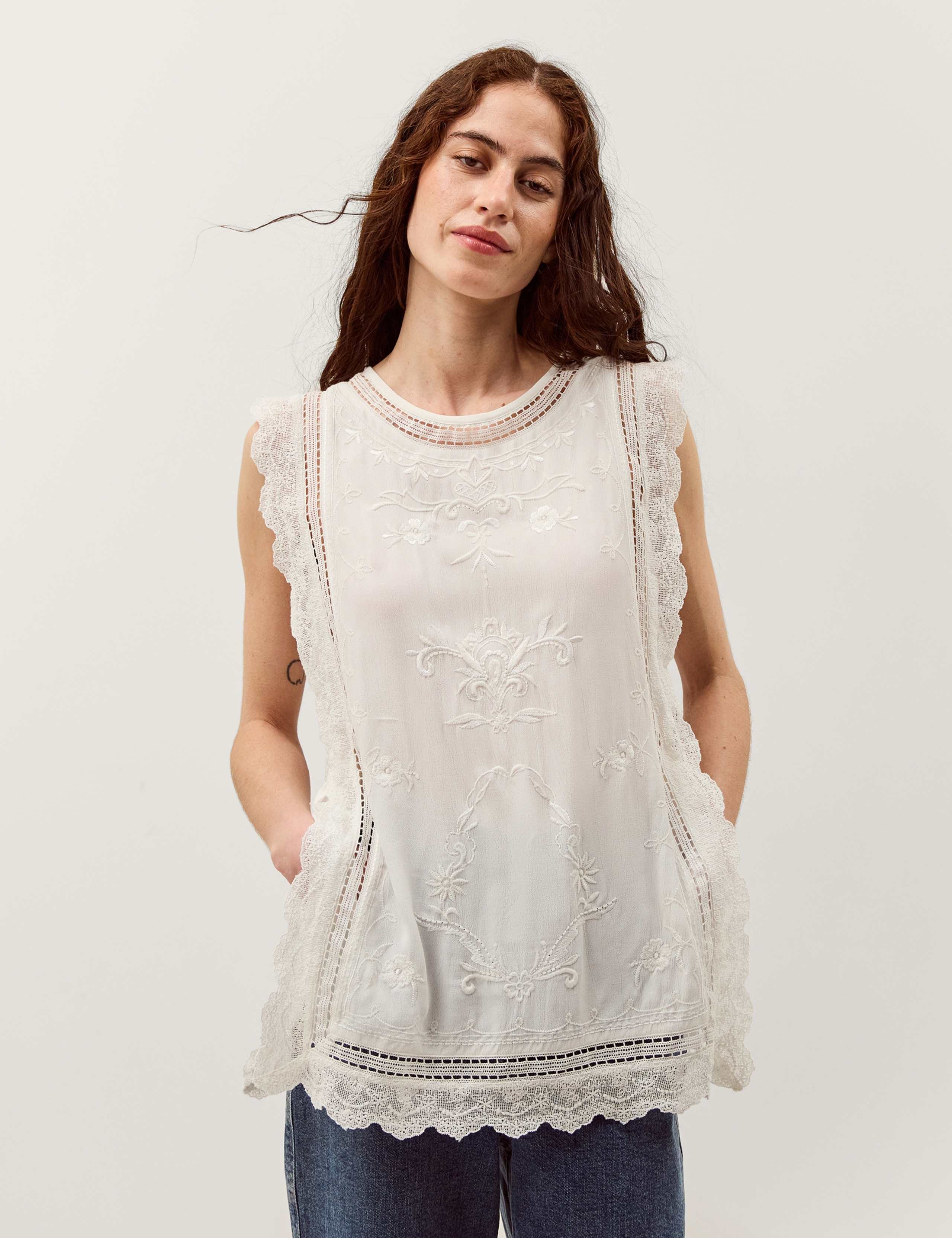 Embroidered Lace Round Neck Blouse