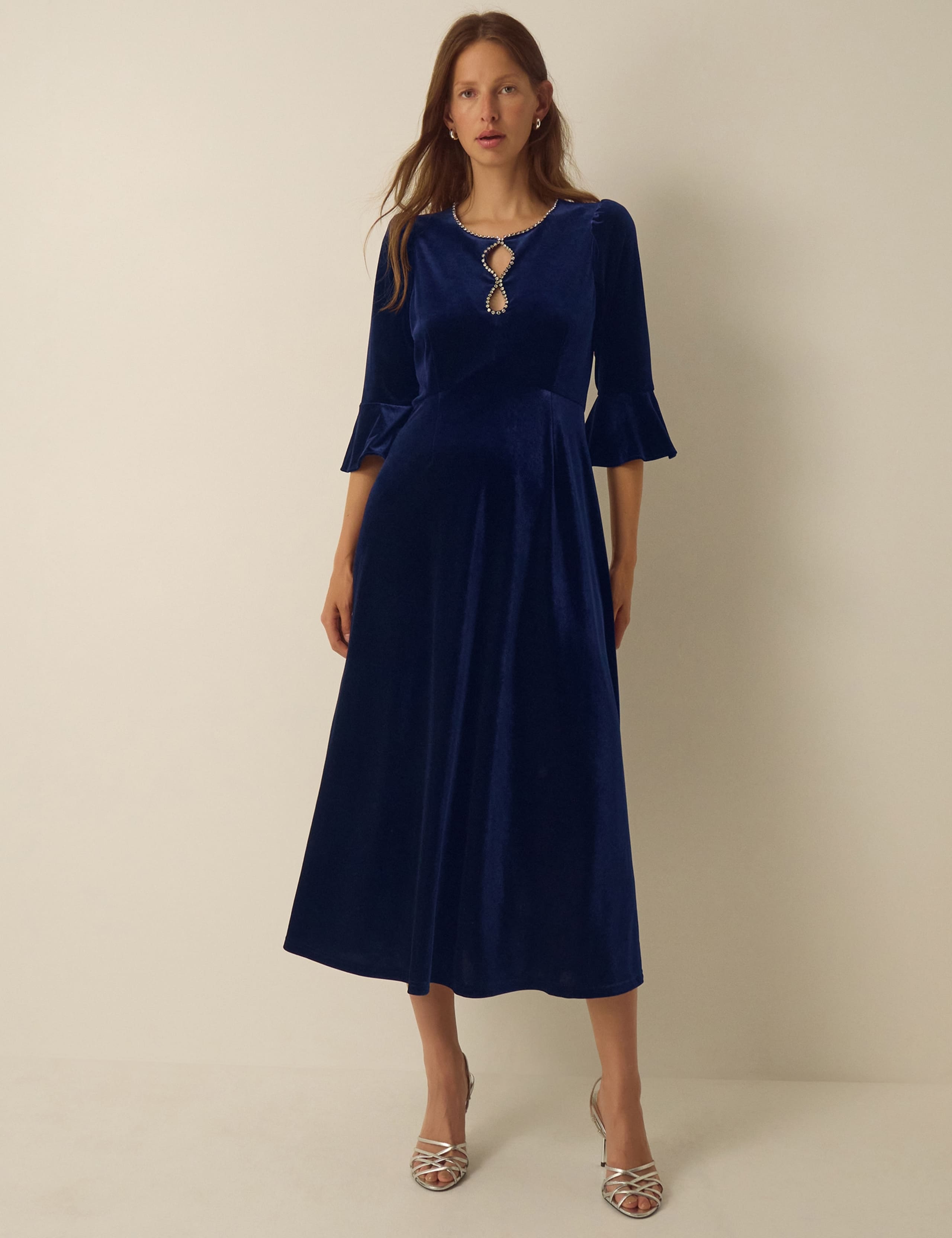 Velvet Scoop Neck Maxi Tea Dress