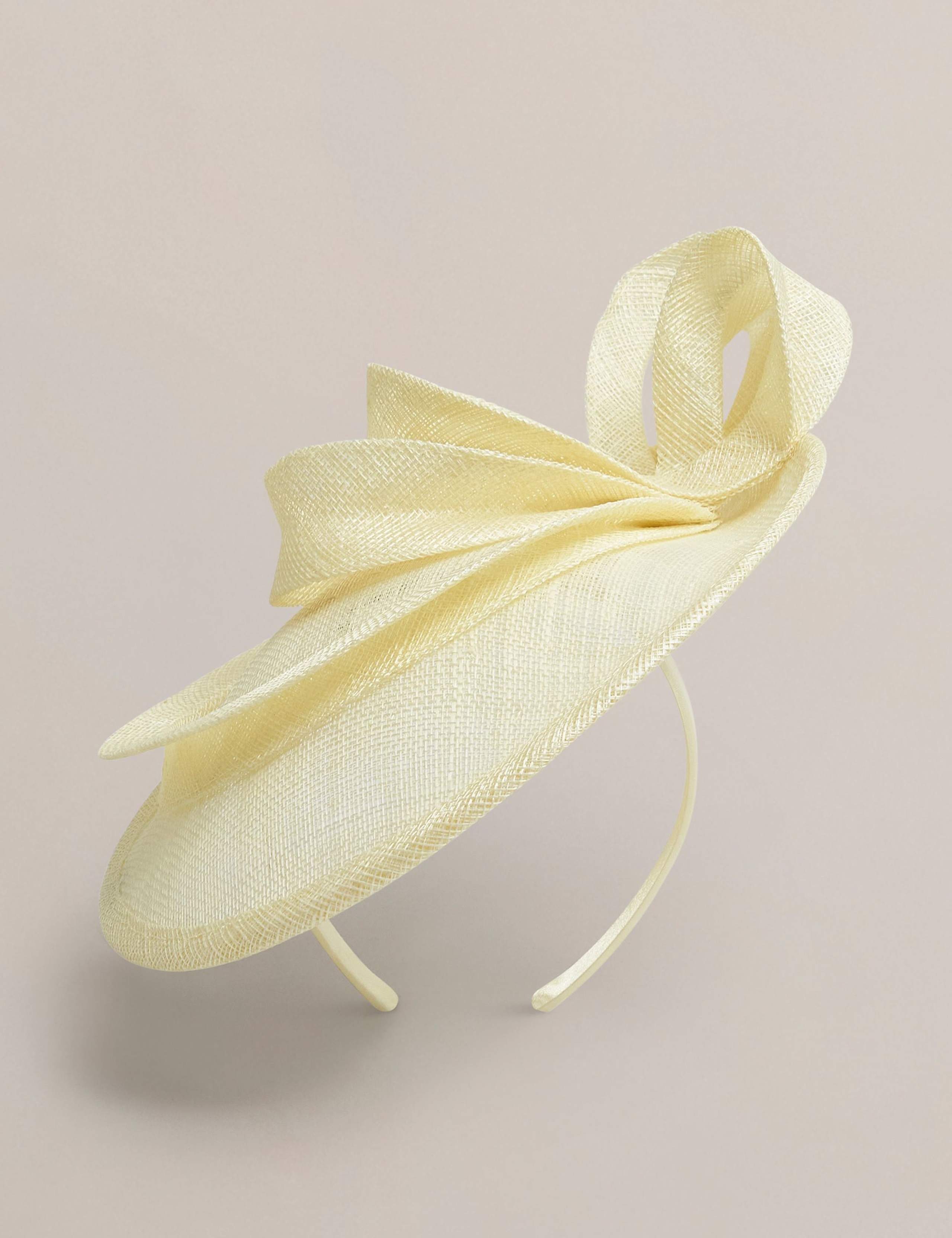 Bow Fascinator