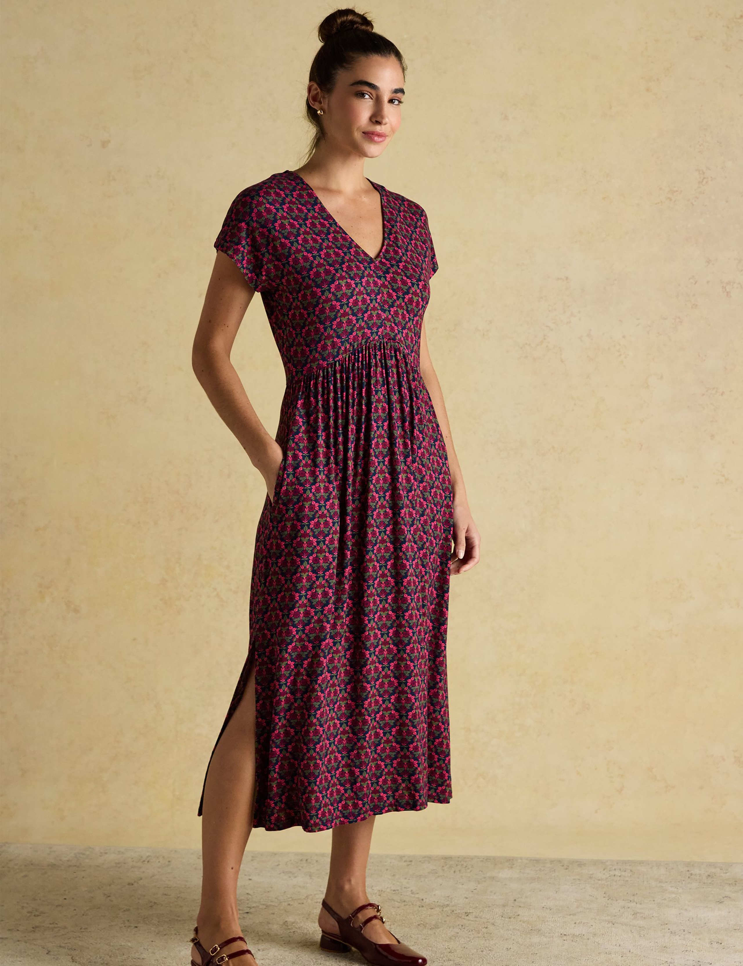 Jersey Floral V-Neck Midi Waisted Dress
