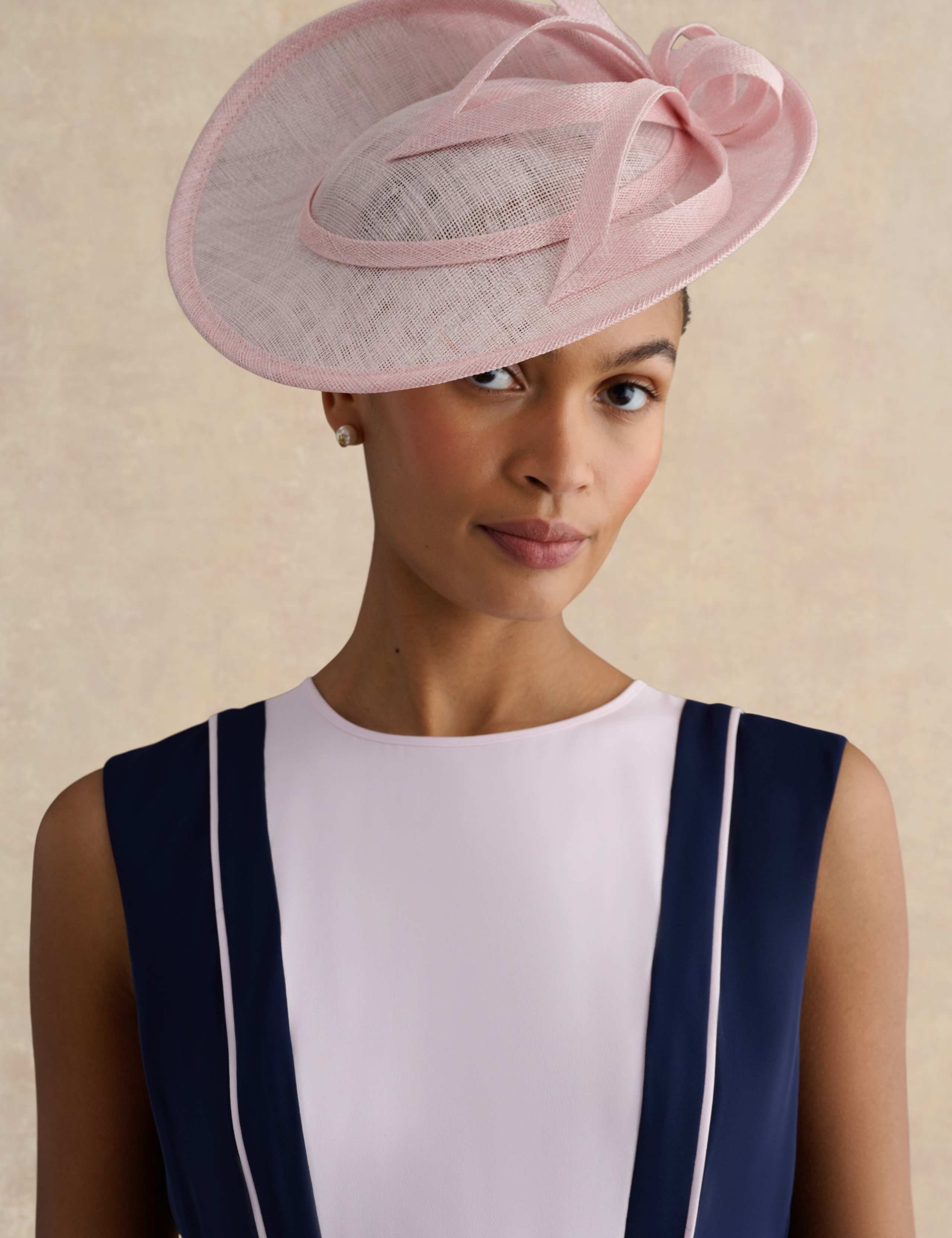 Fascinator With Bow Detail