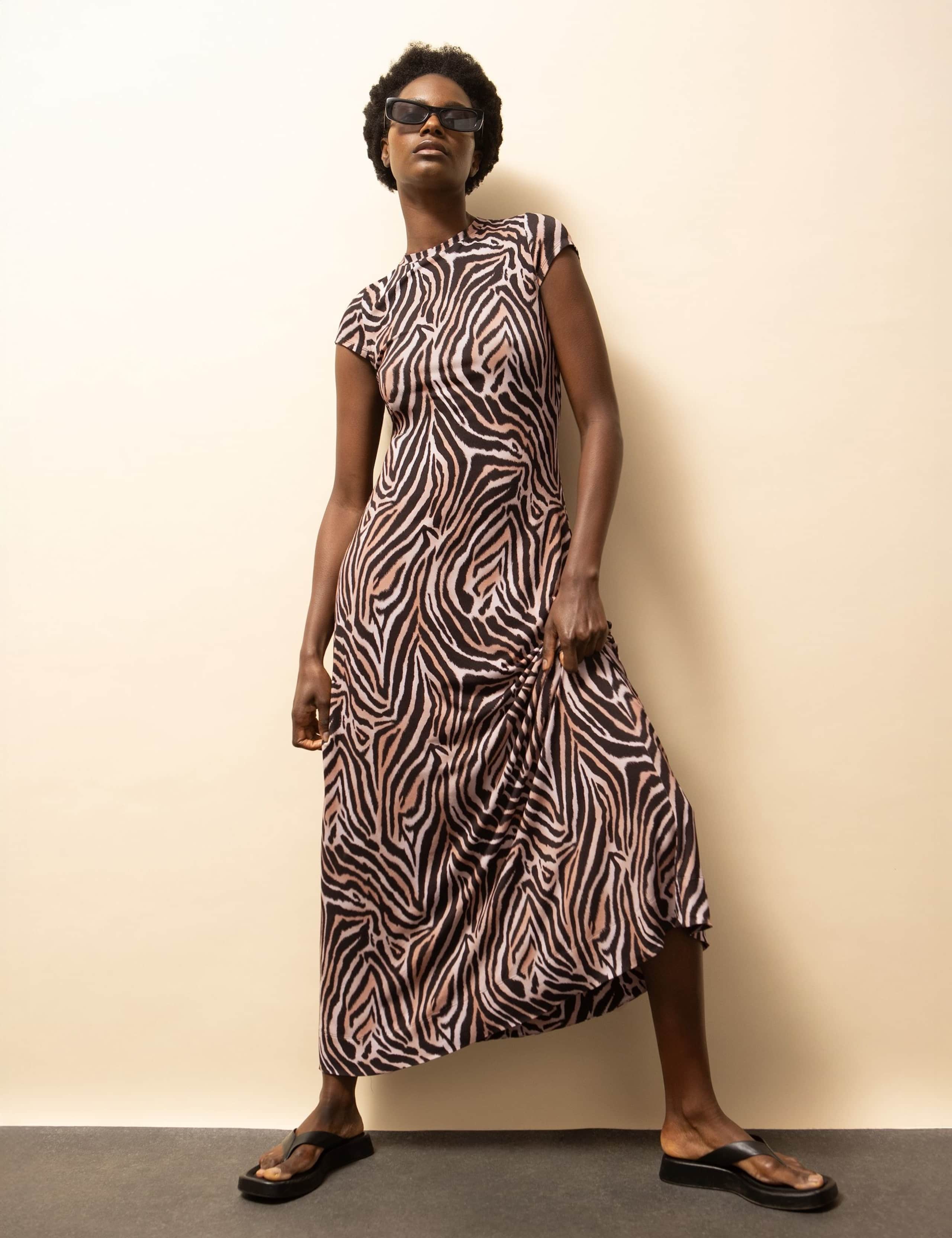 Zebra Print Round Neck Maxi A-Line Dress