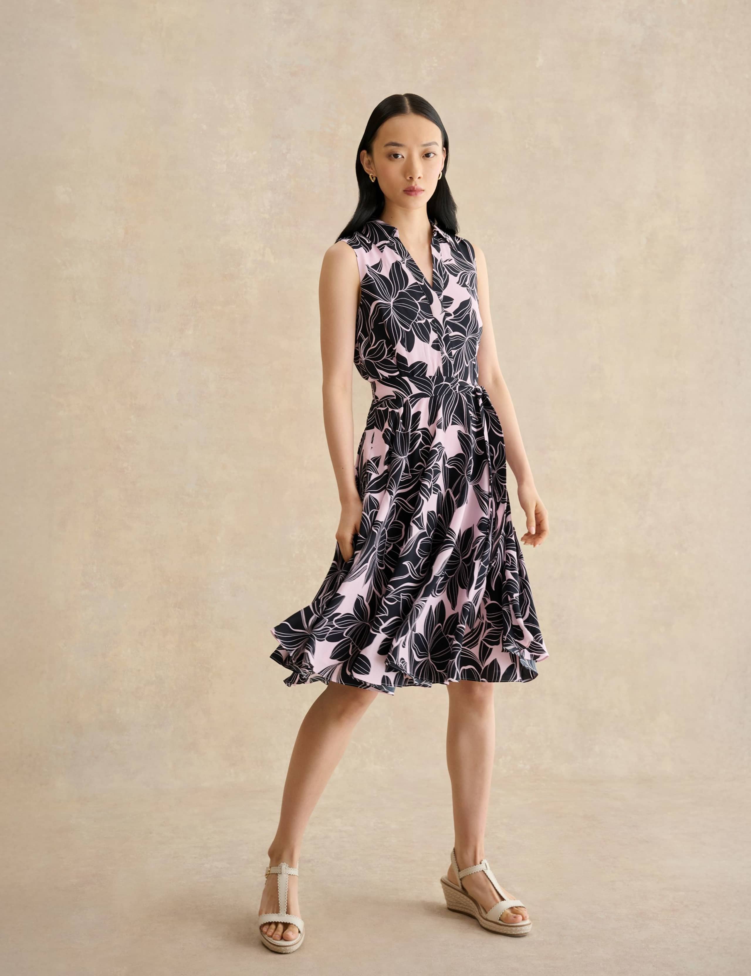 Floral V-Neck Knee Length Skater Dress