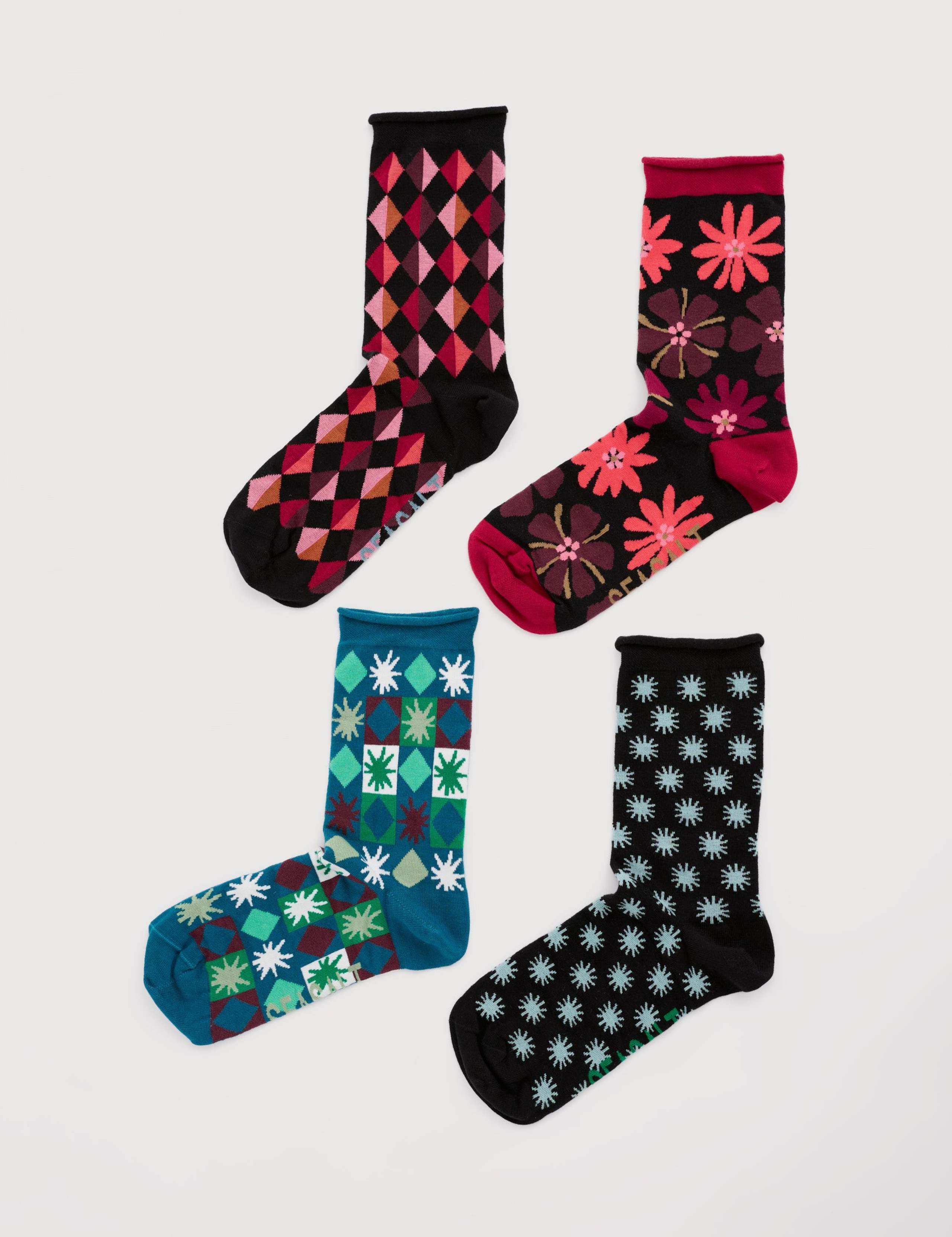 4pk Cotton Rich Printed Socks Gift Box