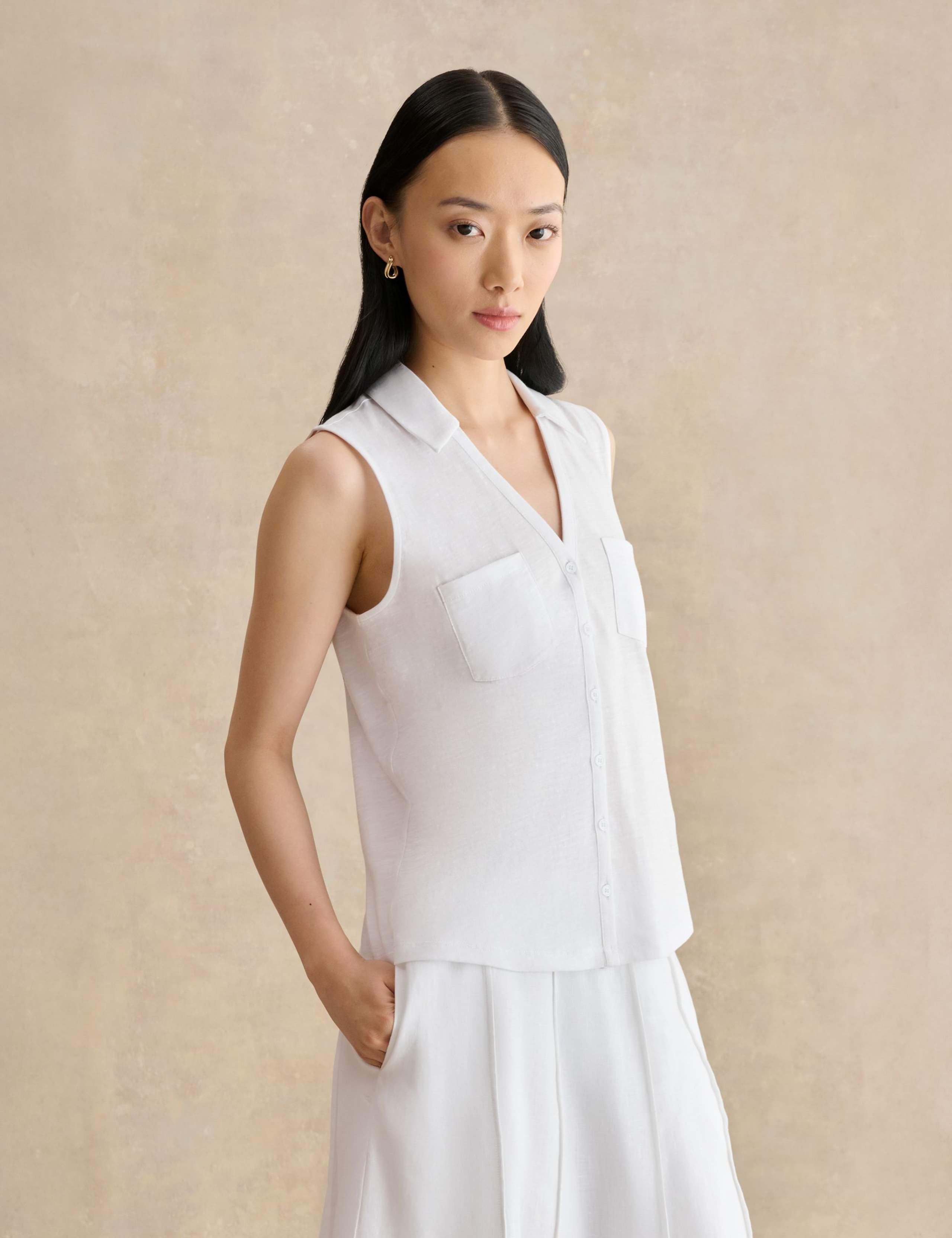 Pure Cotton Slub Collared Sleeveless Shirt