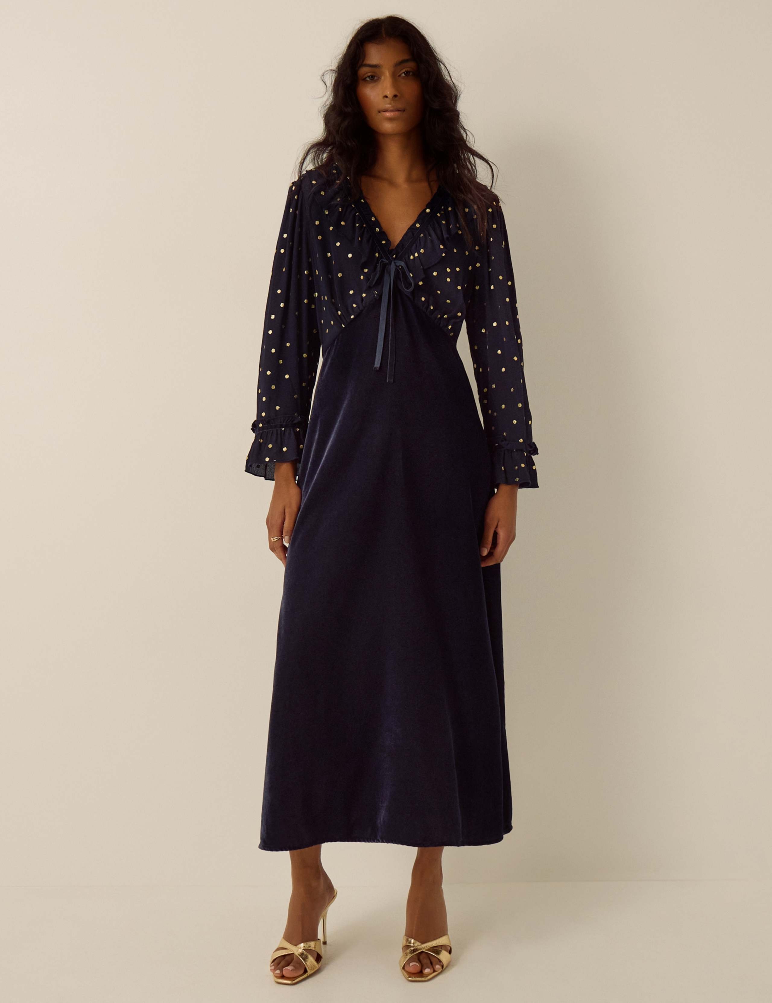 Polka Dot V Neck Midaxi Tie Front Dress