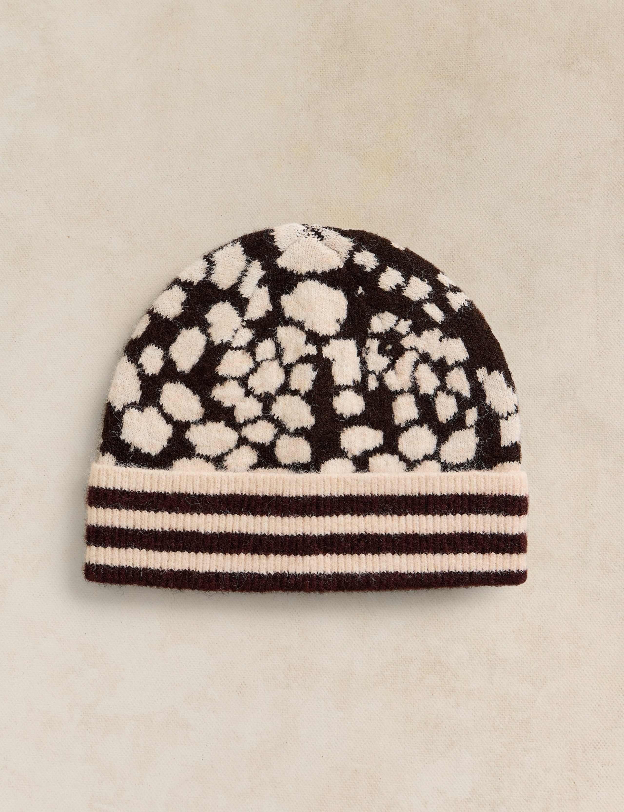 Jacquard Animal Beanie Hat
