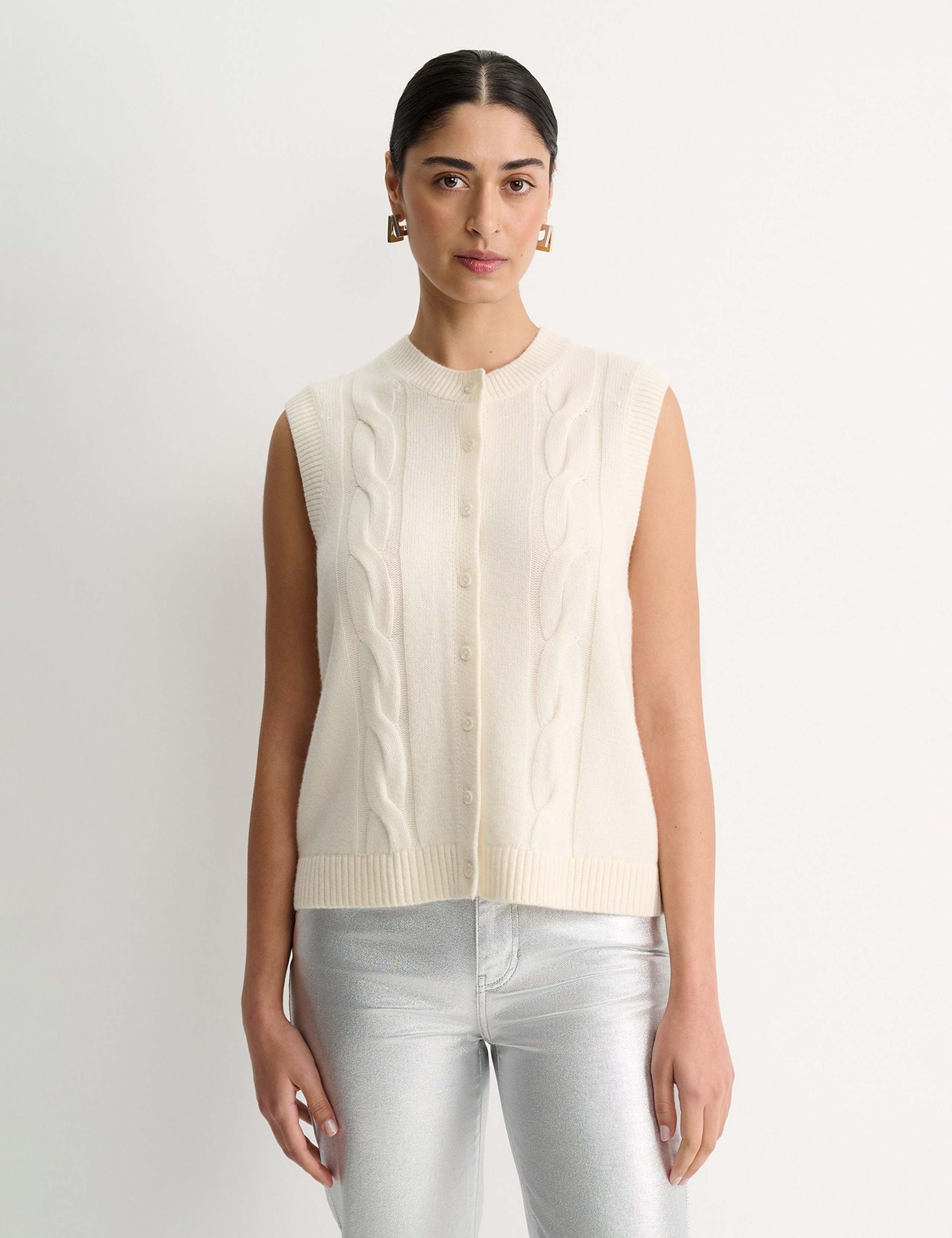 Wool Rich Cable Knit Crew Neck Knitted Vest