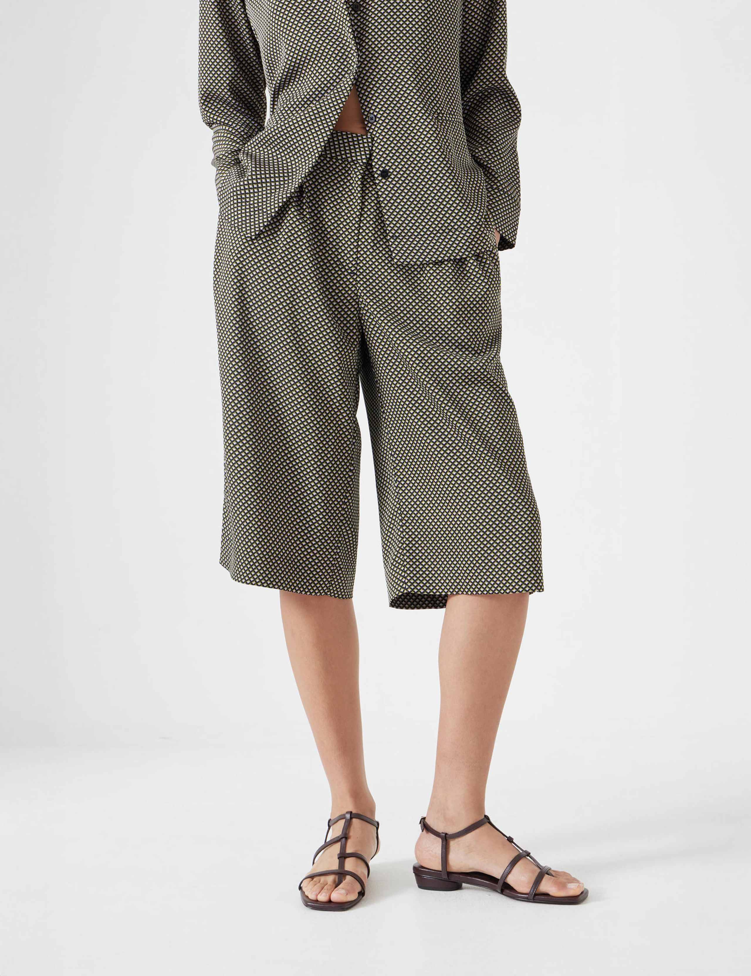 Geometric Knee Length Bermuda Shorts