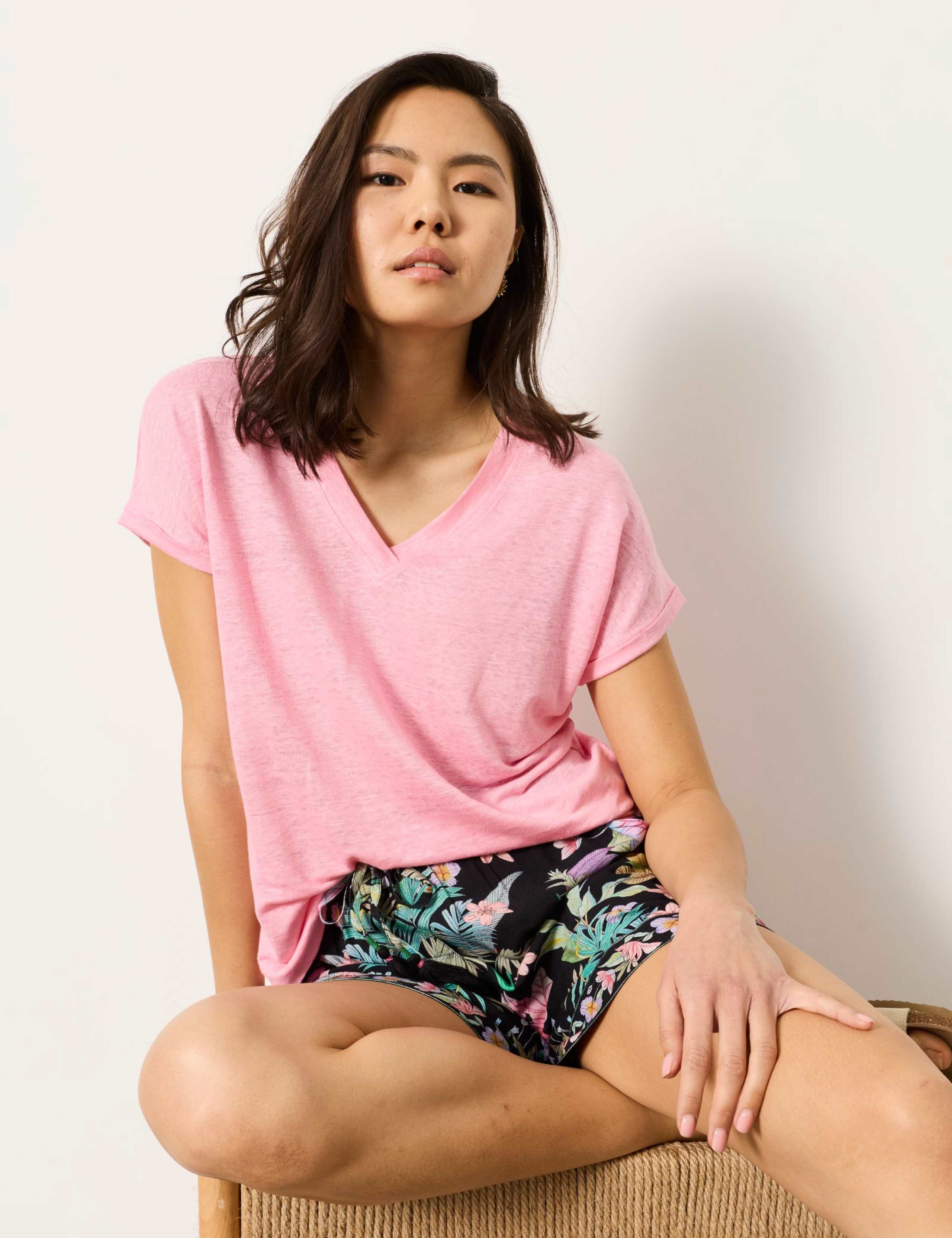 Pure Linen V-Neck T-Shirt