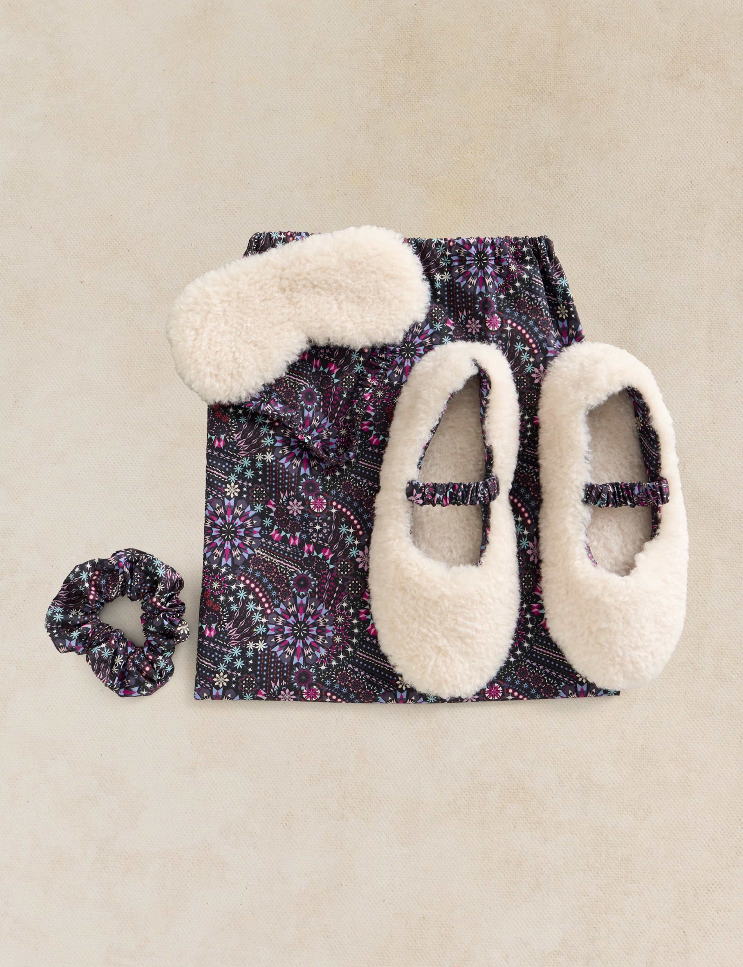 Slippers Gift Set