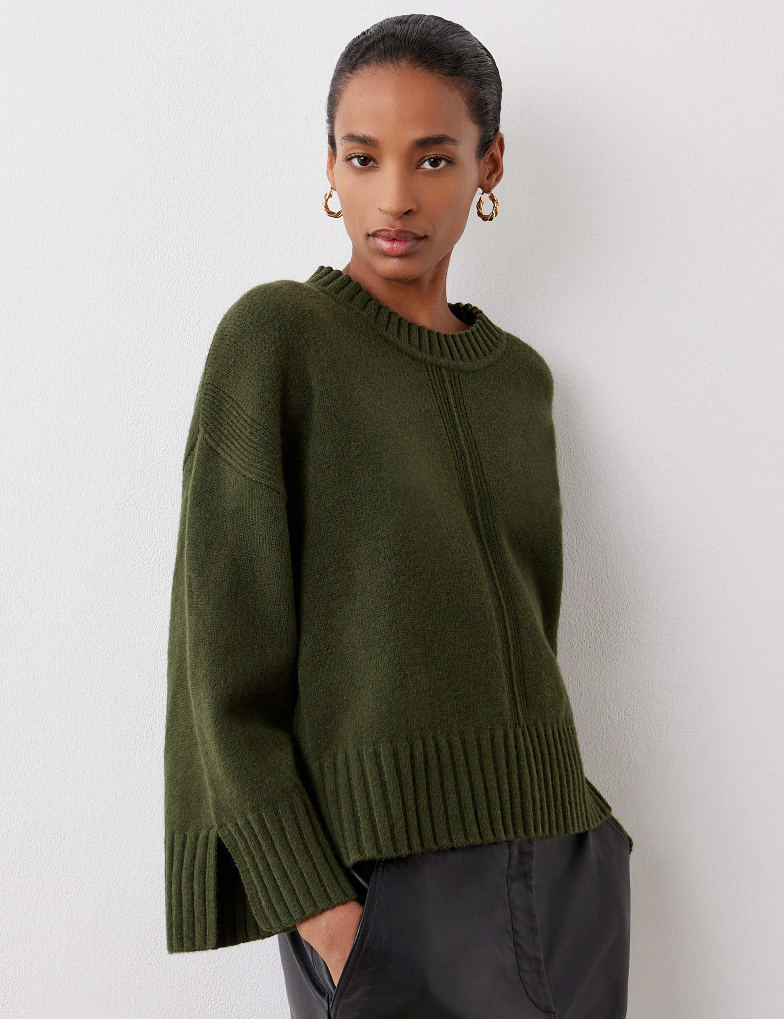 Crew Neck Stepped Hem Jumper
