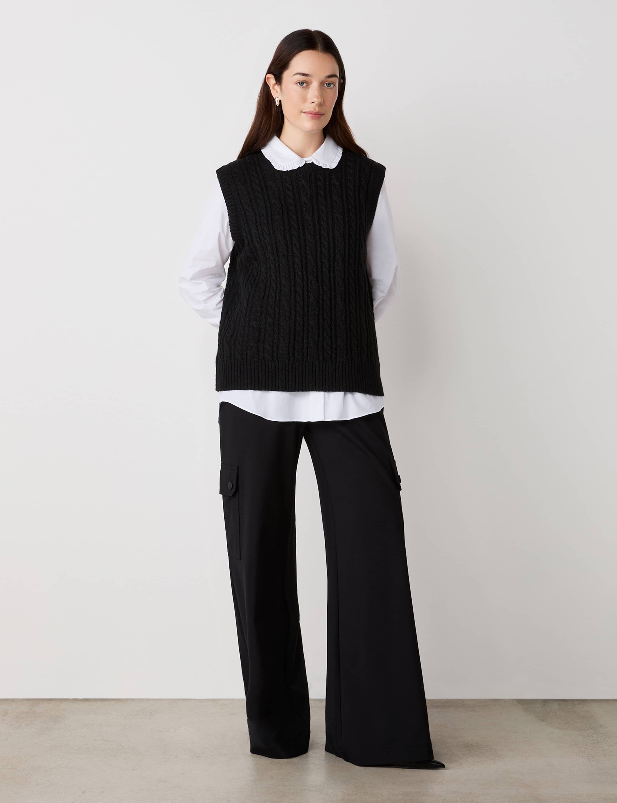Cable Knit Crew Neck Split Hem Knitted Vest