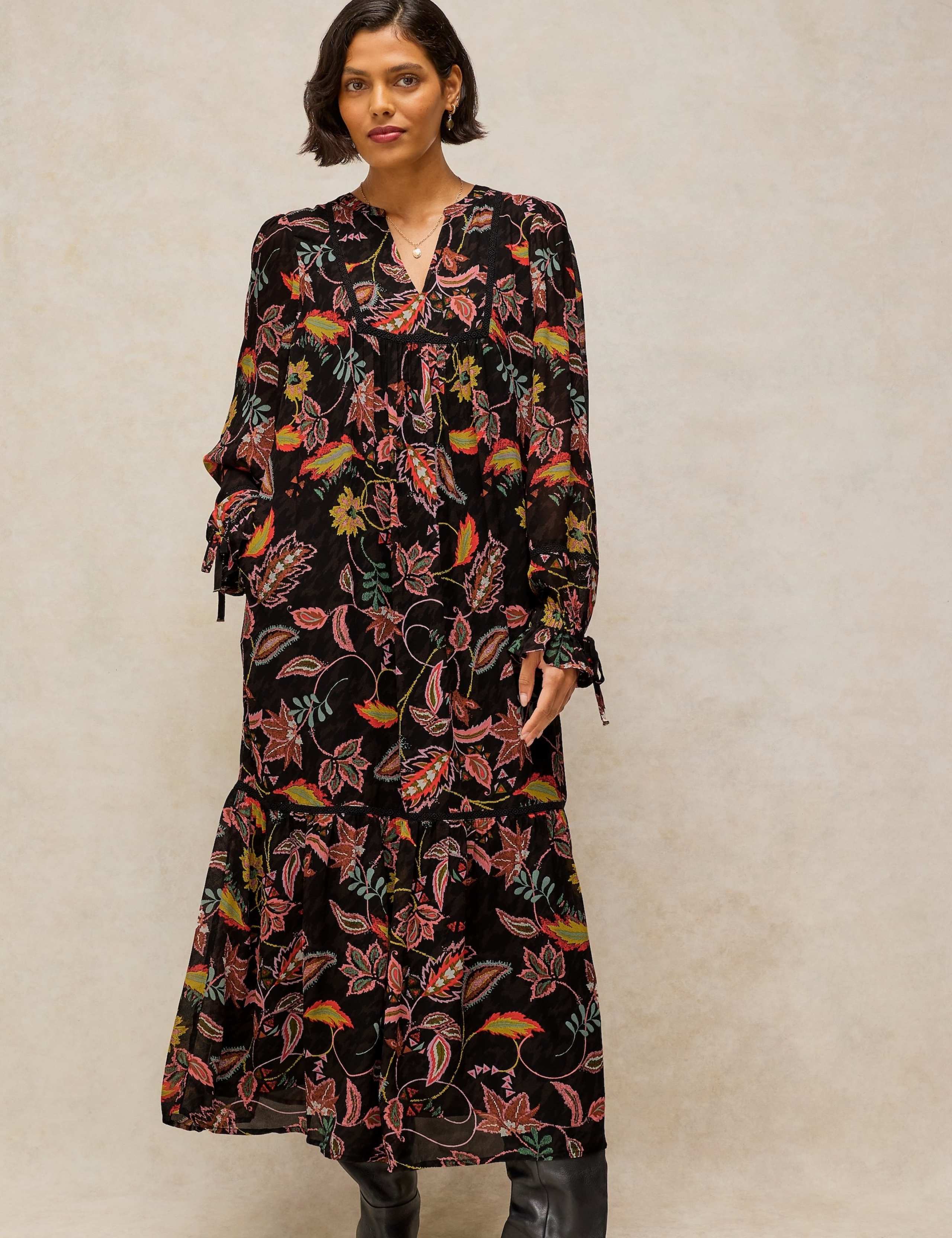 Eleanor Poet Notch Neck Midi Dress