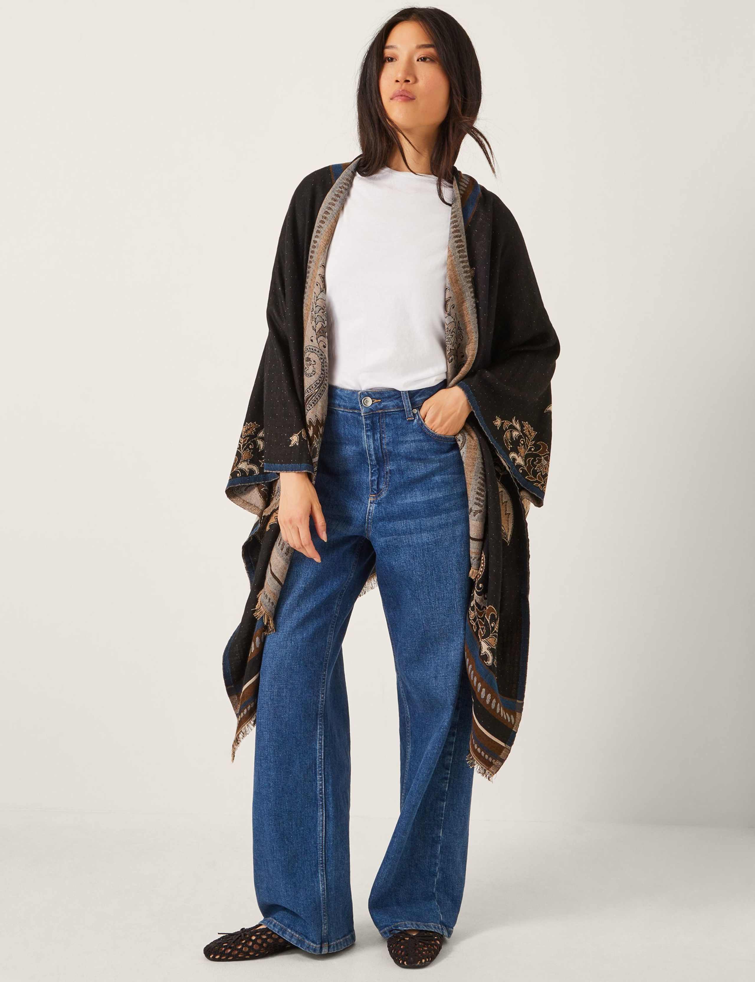 Jacquard Floral Edge to Edge Cardigan