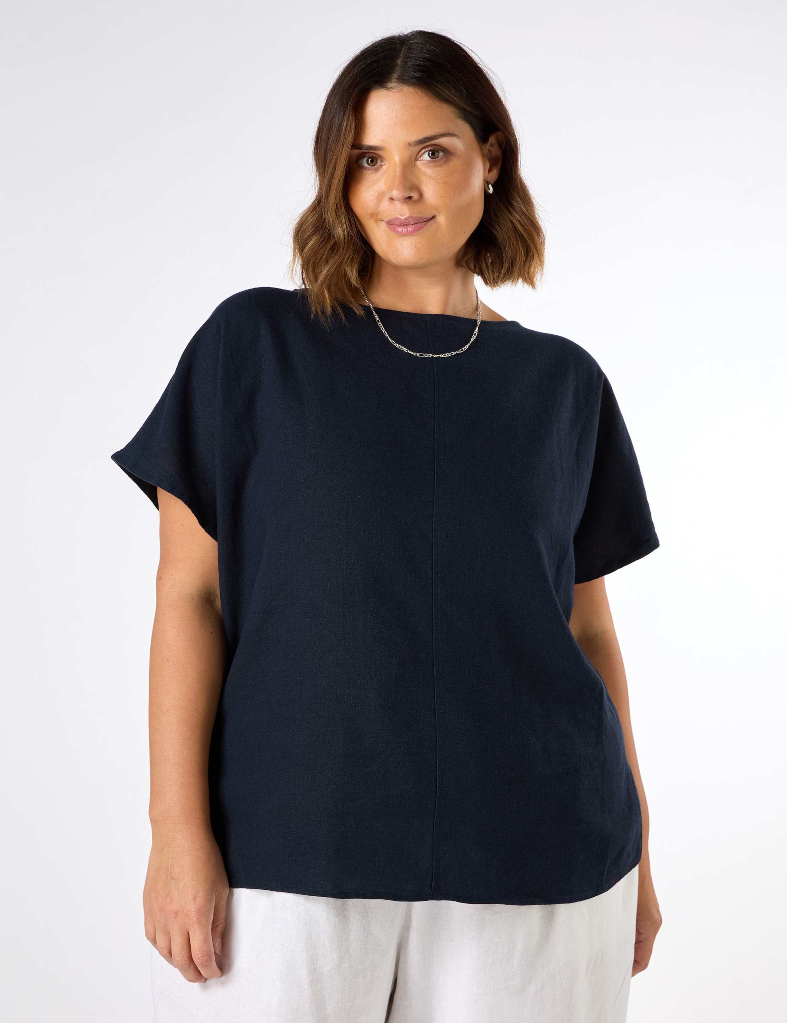 Linen Blend Round Neck Seam Detail T-Shirt