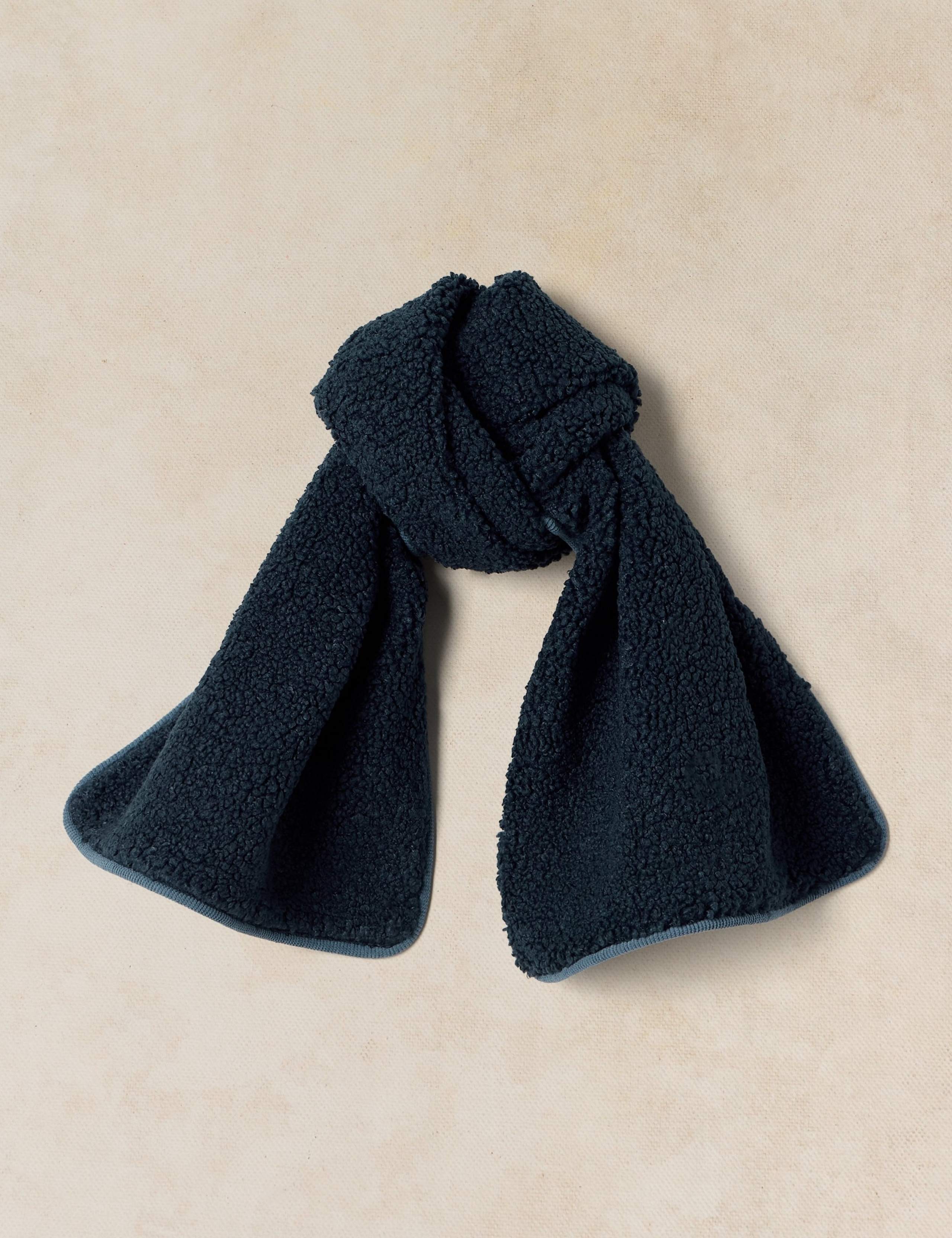 Borg Scarf