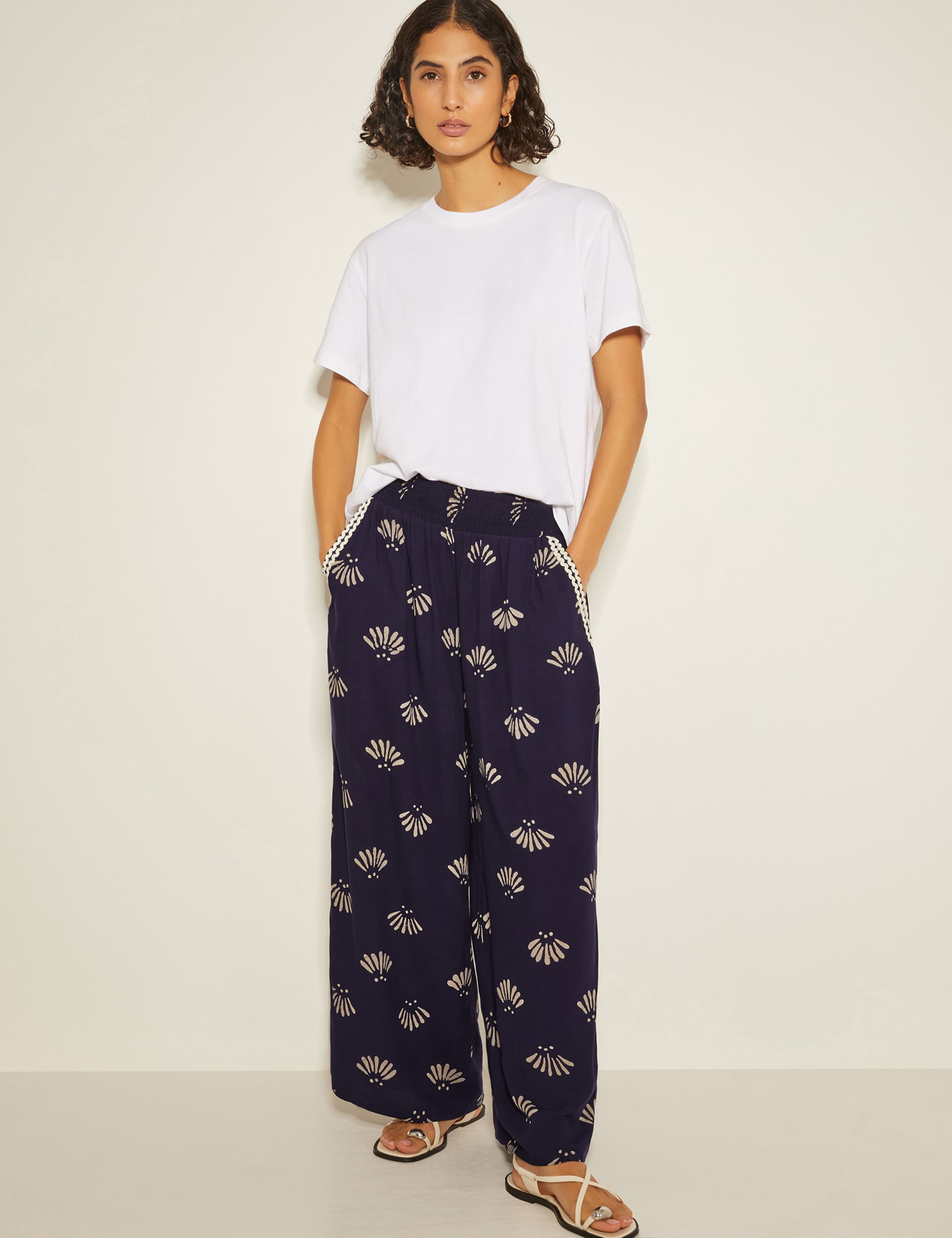 Elasticated Waist Straight Leg Trousers