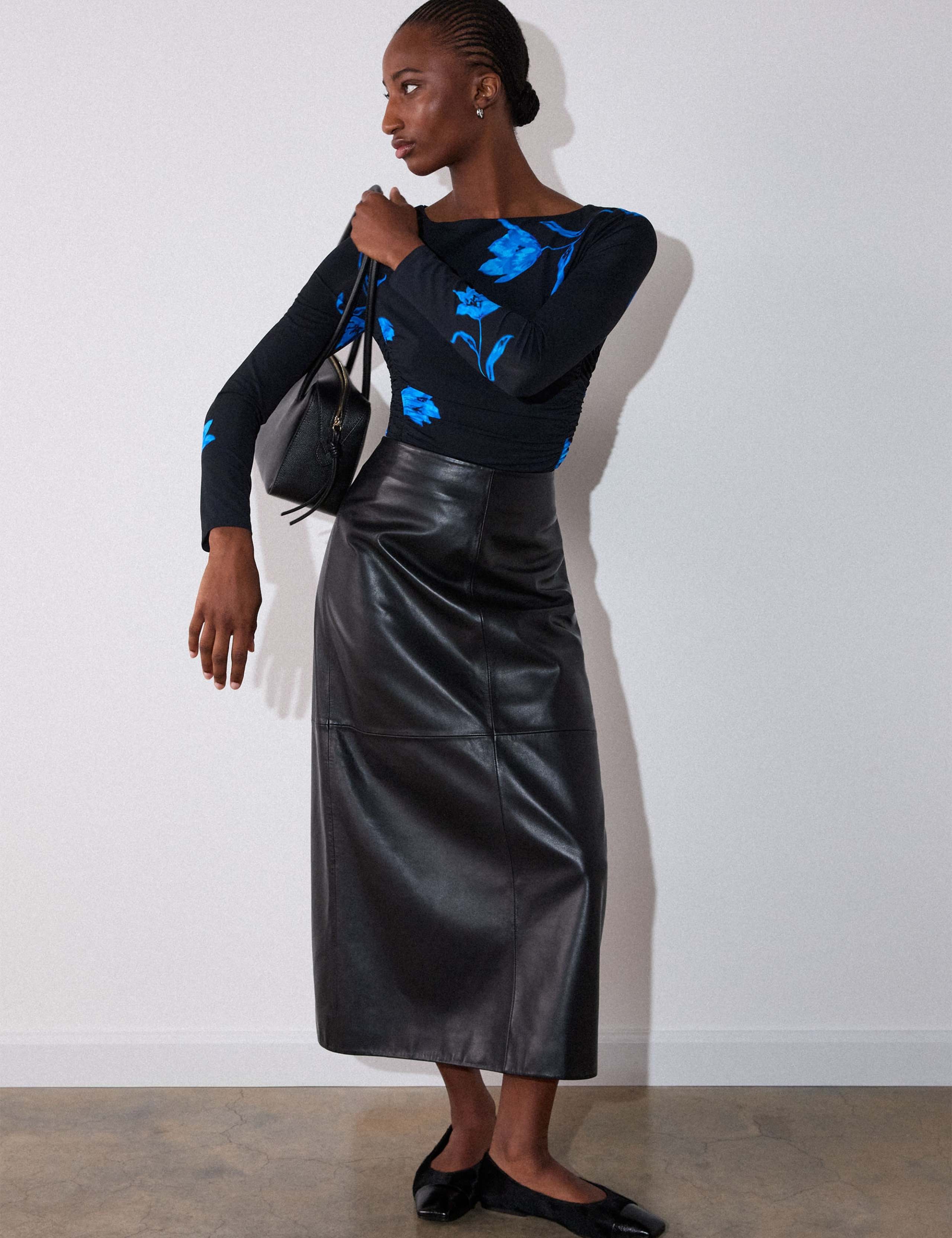 Jersey Floral Slash Neck Ruched Side Top