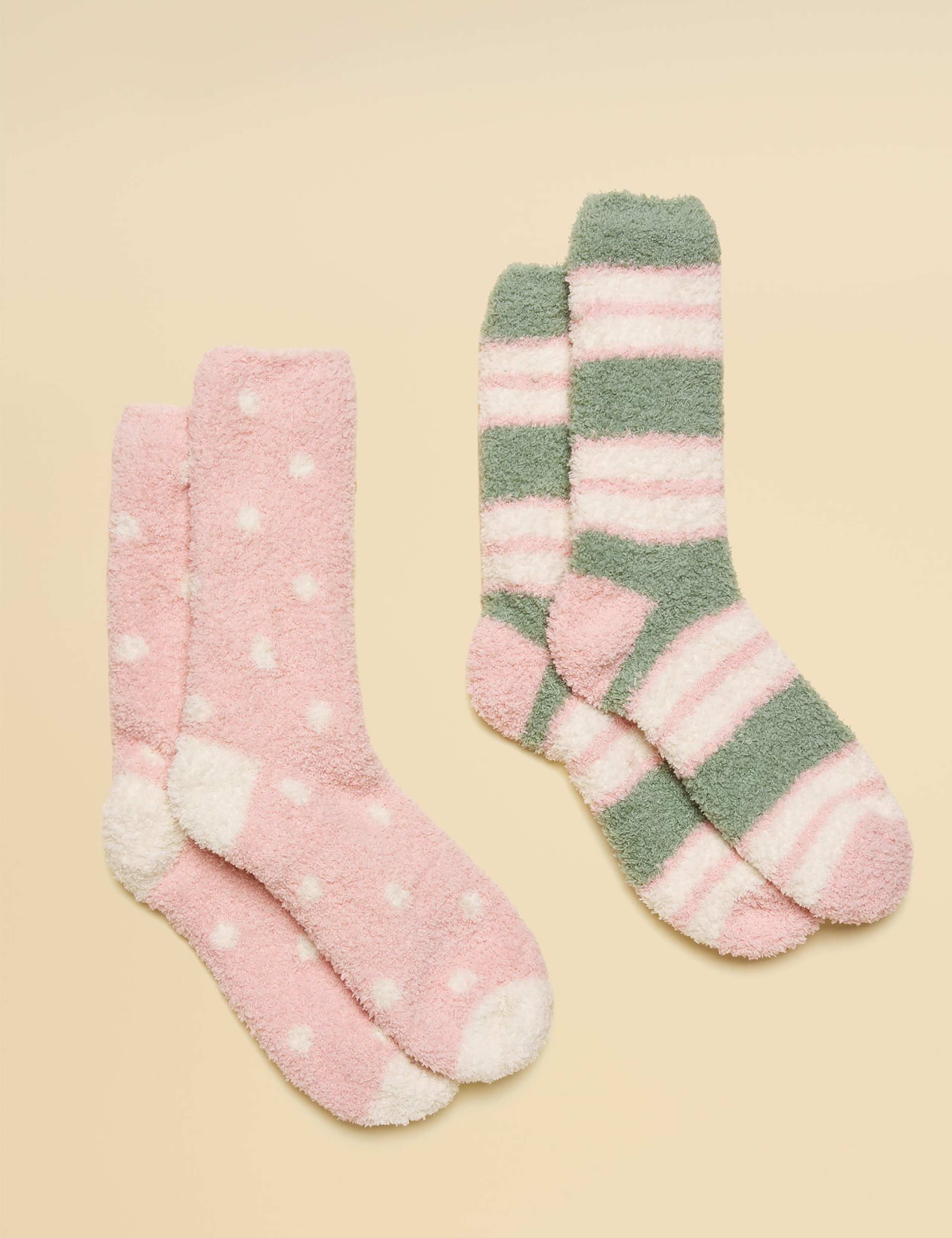 2pk Patterned Fluffy Socks