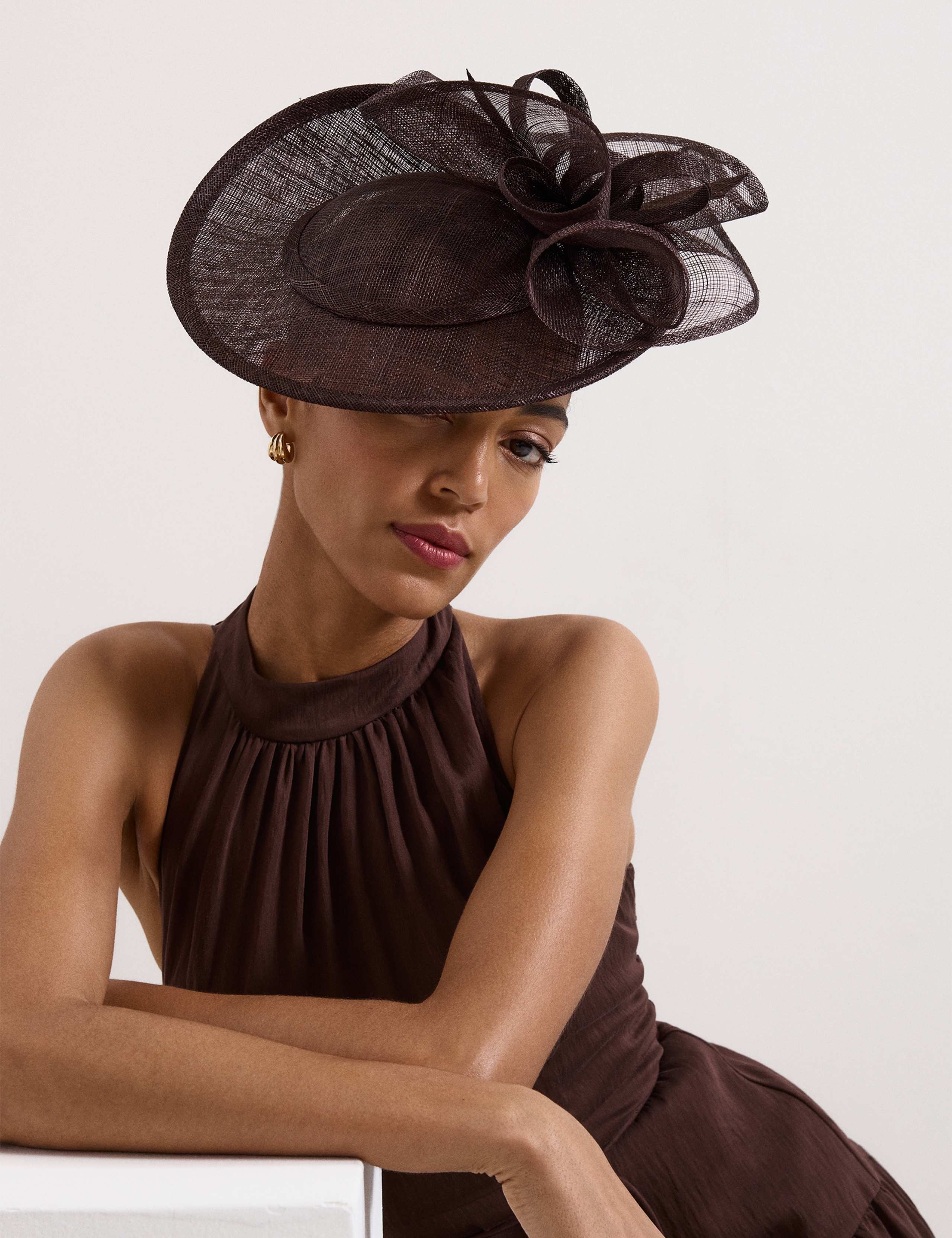 Twist Back Ruffle Disc Fascinator