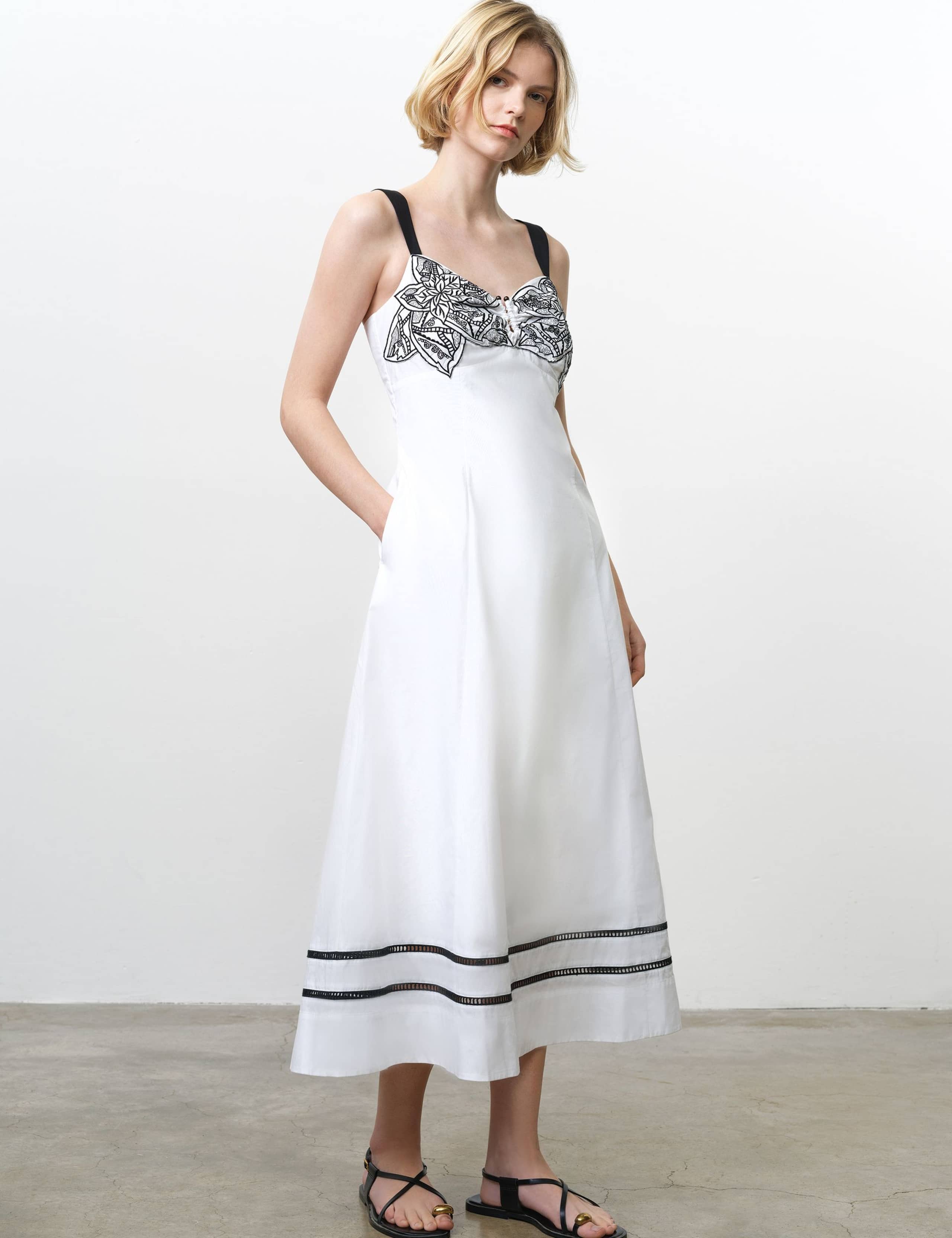 Pure Cotton Floral Embroidery U-Wire Midi Dress