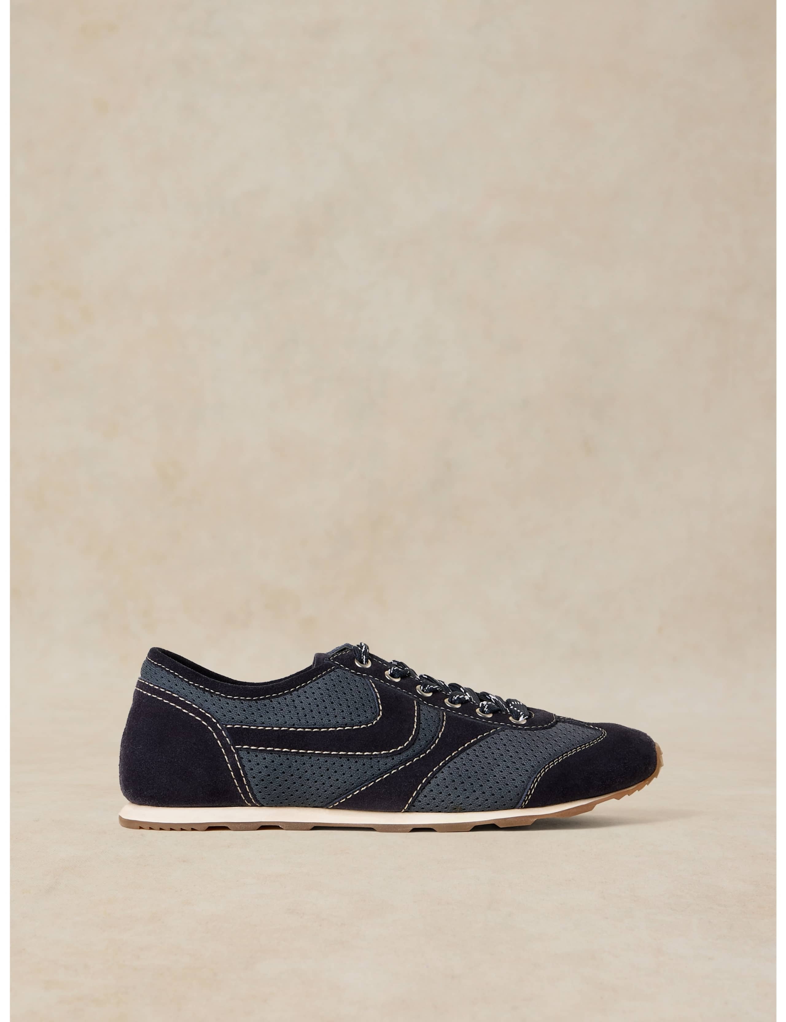 Quinn Leather Lace Up Trainers